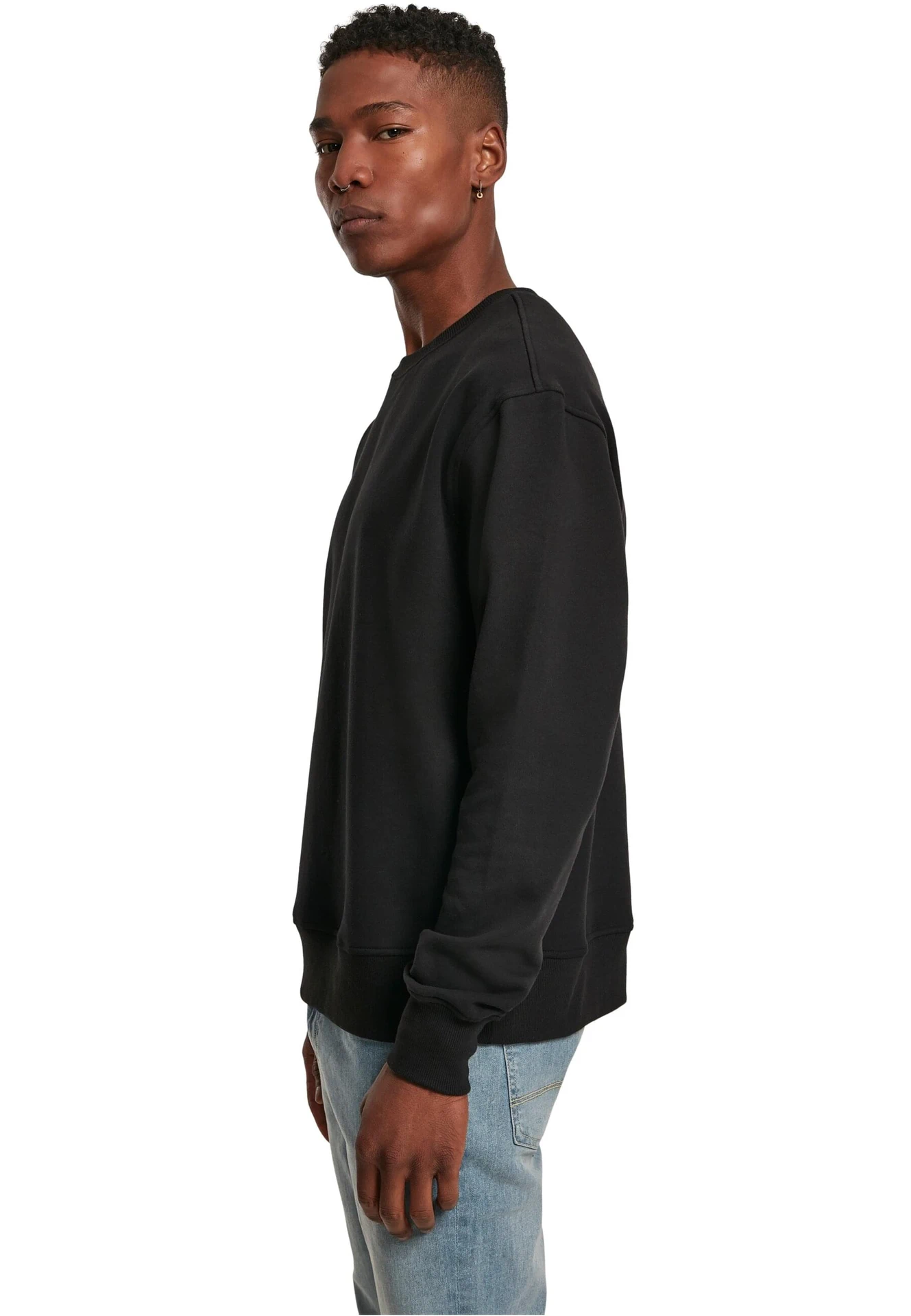 BYB-BY120-premium-oversize-crewneck-sweatshirt-black-model-1 Build Your Brand Premium Oversize Crewneck Sweatshirt
