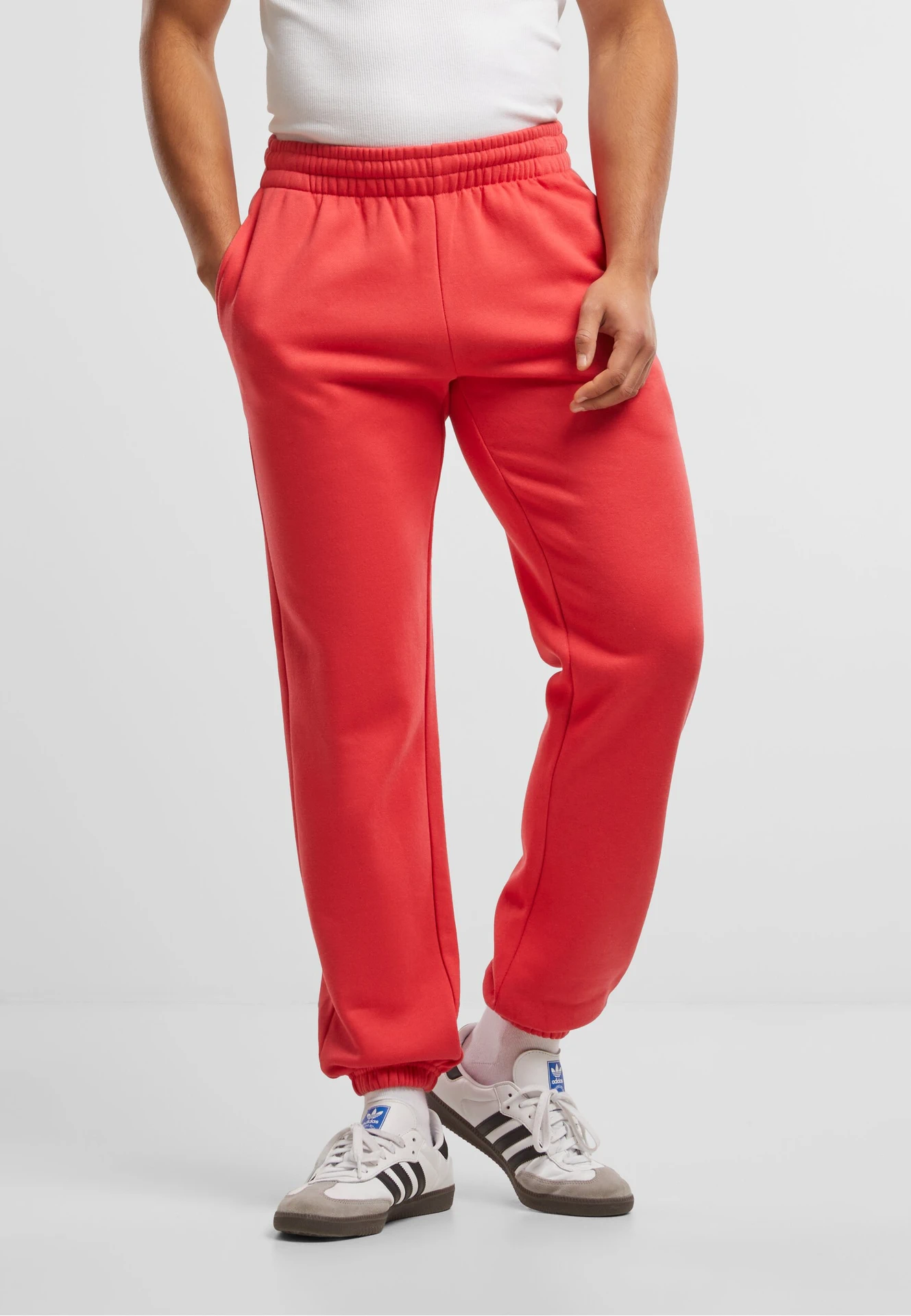 BYB-BB002-basic-sweatpants-cityred-model-0 Build Your Brand Basic Sweatpants