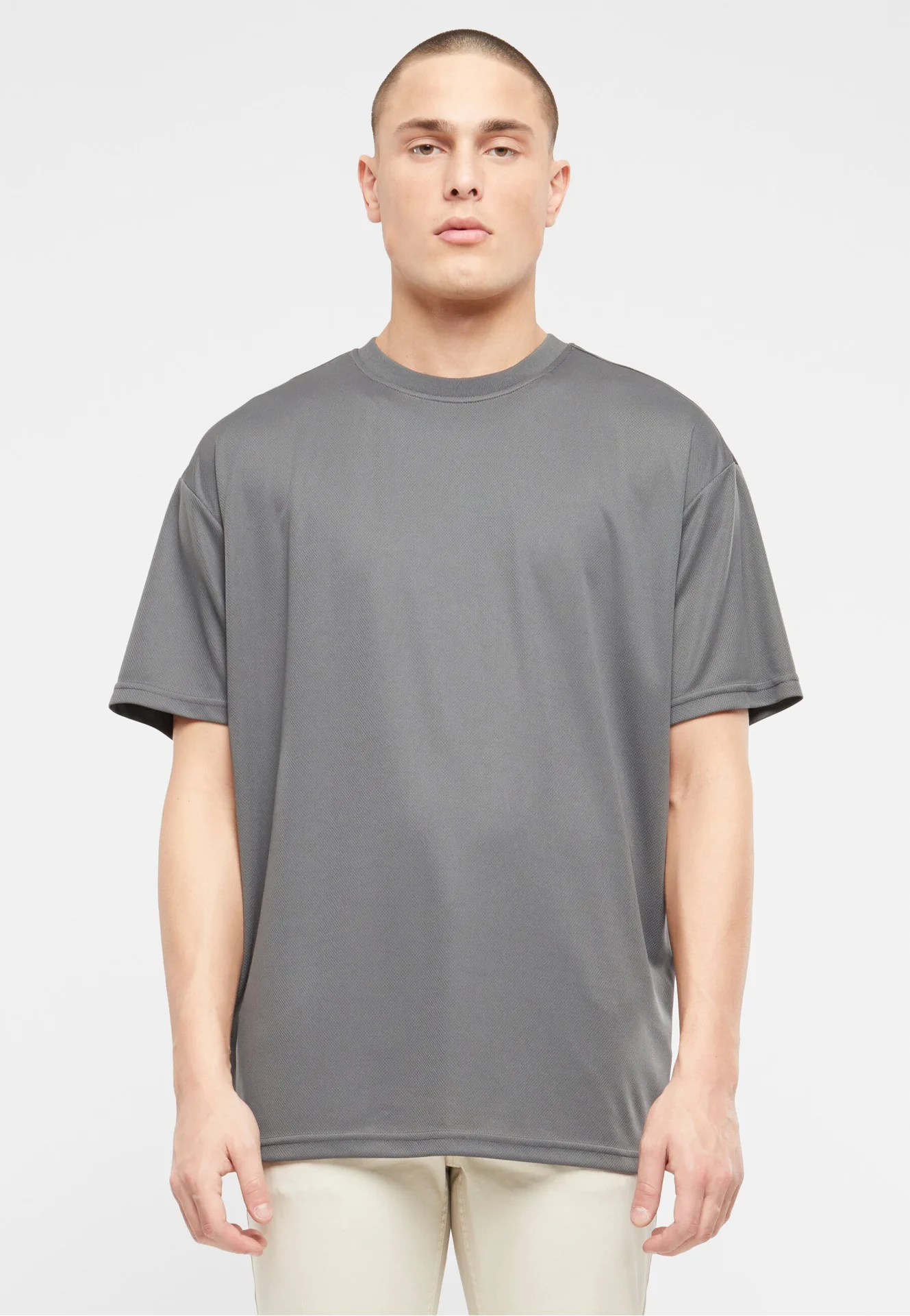 BYB-BY249-e-sports-t-shirt-darkshadow-model-0 Build Your Brand E-Sports Tee