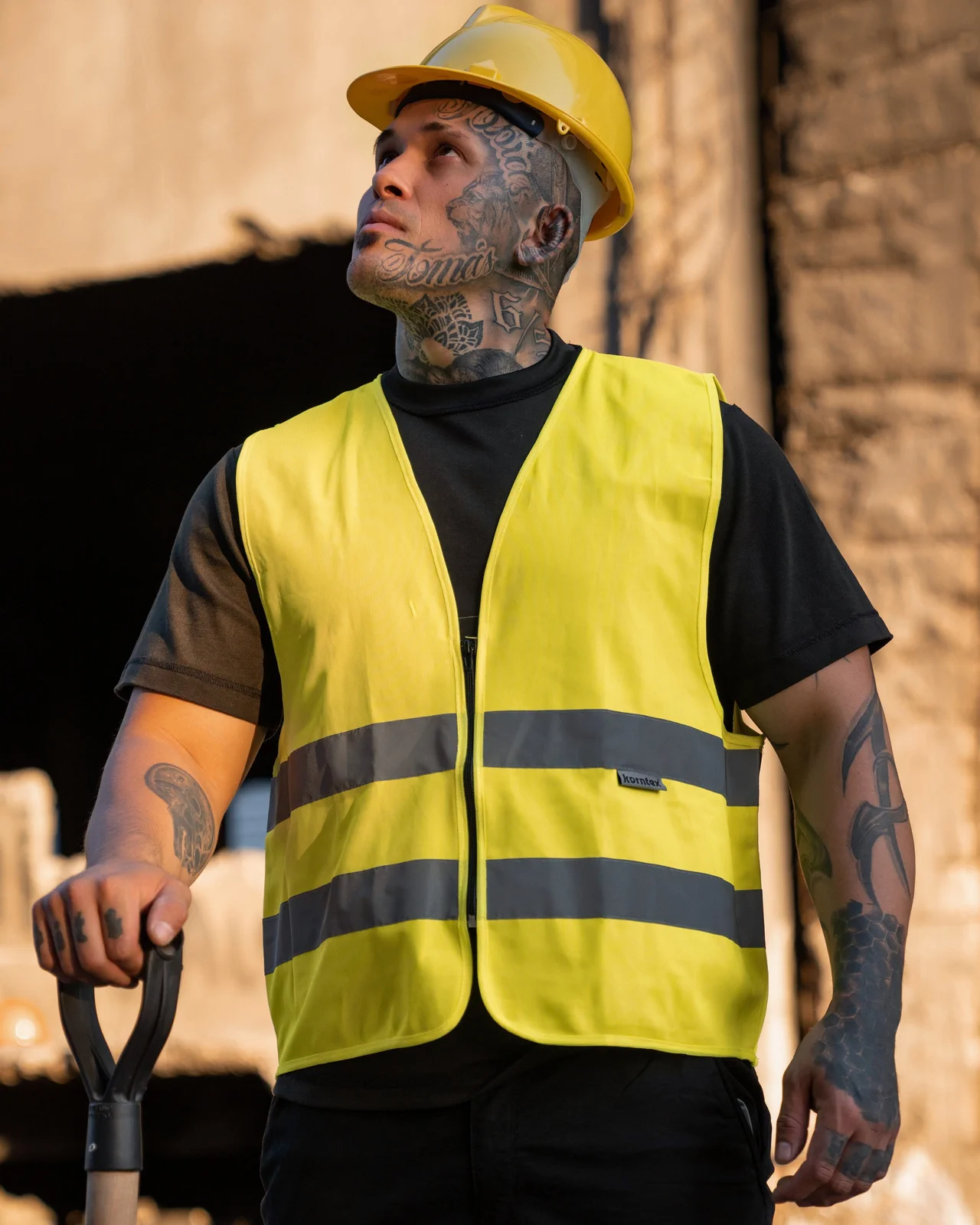 korntex-rx217-hi-vis-safety-vest-cologne-with-front-zipper-signalyellow-model-0 Korntex Warnweste mit Reißverschluss Cologne