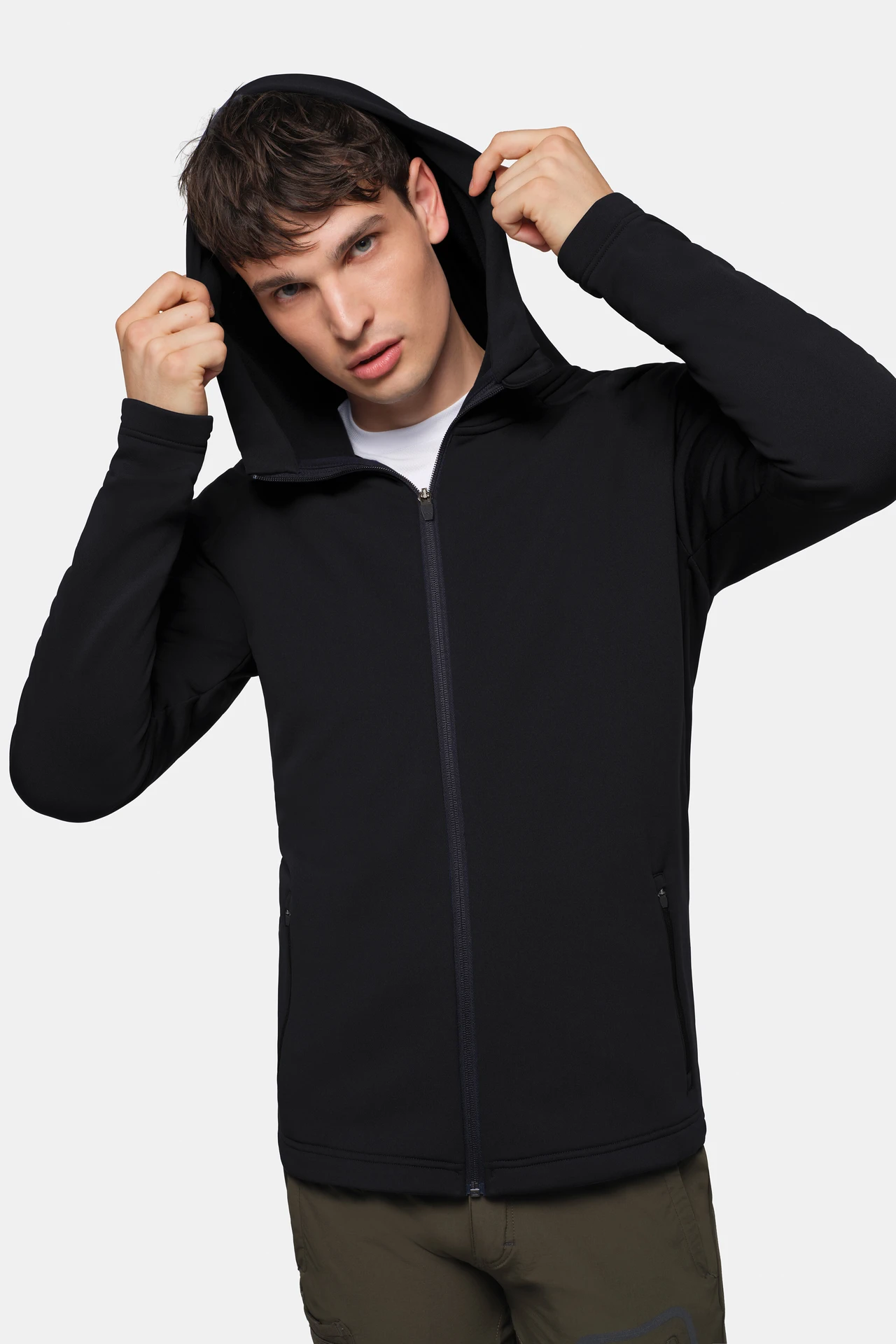 hakro-873-kapuzen-tecjacke-eco-schwarz-model-0 HAKRO Kapuzen-Tecjacke 873 ECO
