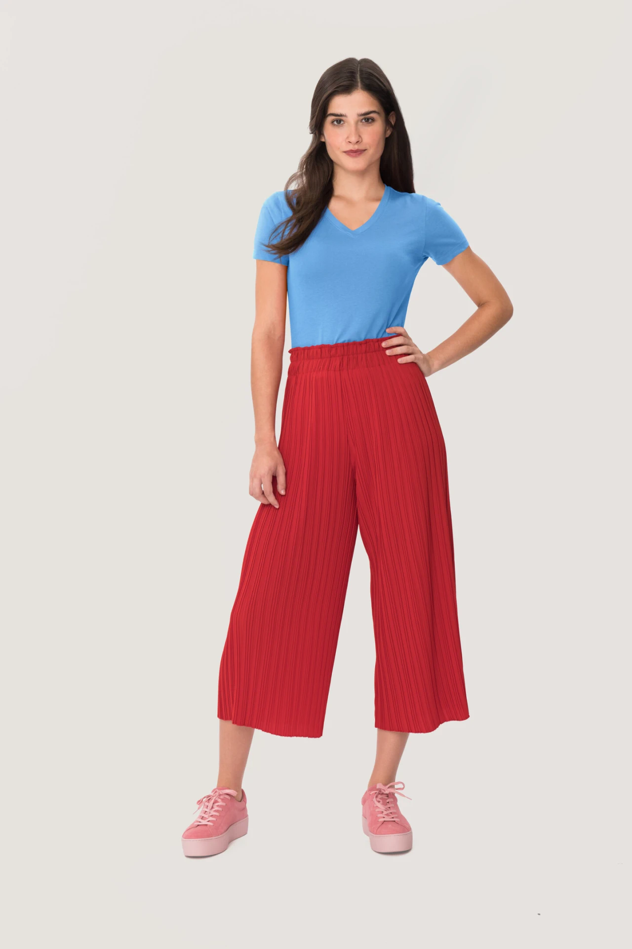 HAKRO Women-V-Shirt 126 Classic