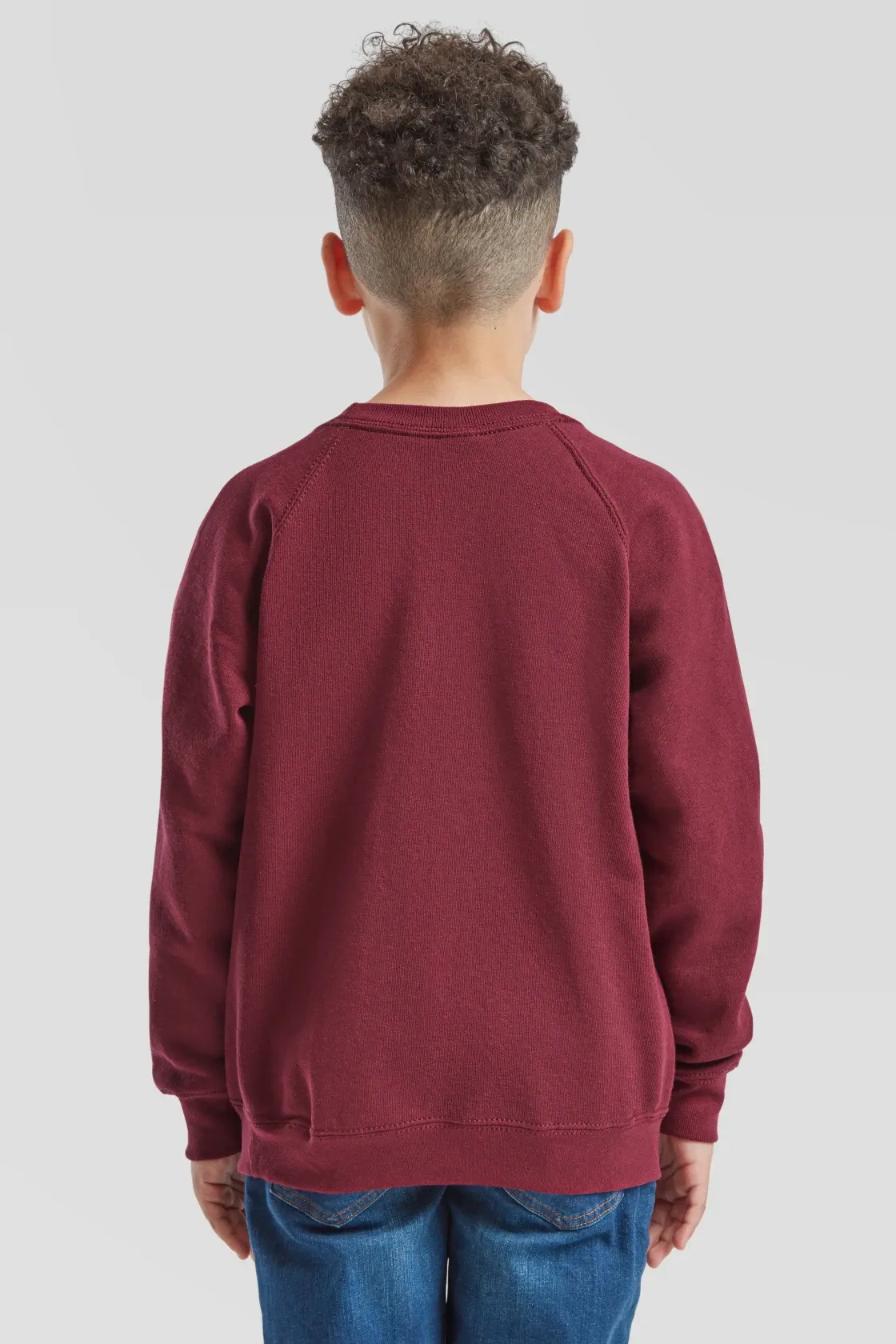 fruit-of-the-loom-62-039-0-kids-classic-raglan-sweatshirt-burgundy-model-2 F.O.L. Classic Raglan Sweat Kids