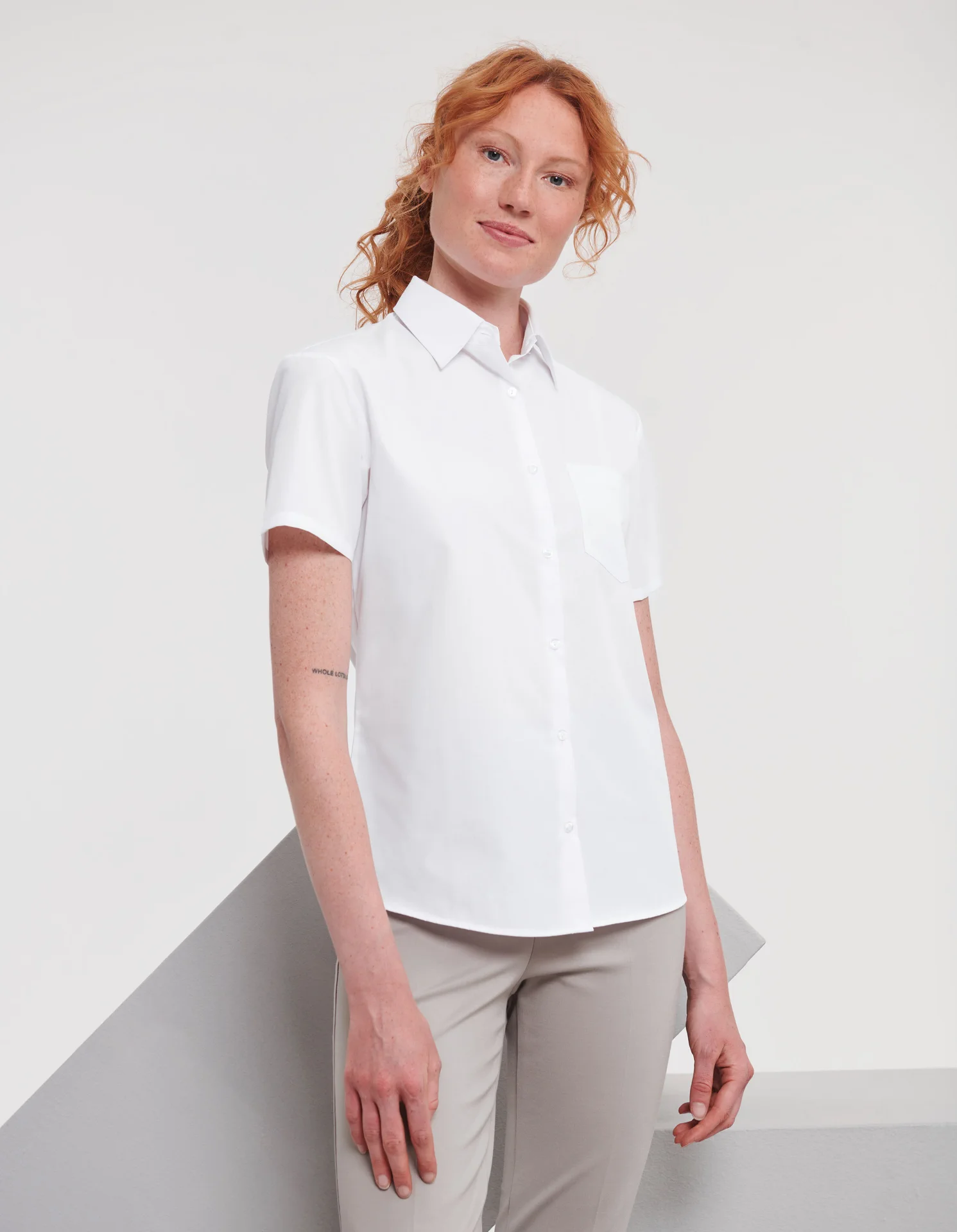 Russell Ladies Short Sleeve Polycotton Easy Care Poplin Shirt