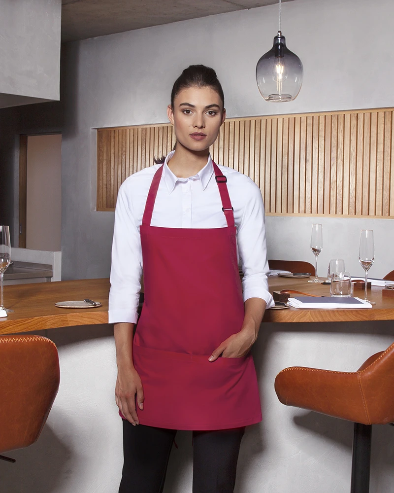 KARLOWSKY kurze Latzschürze Basic mit Schnalle und Tasche