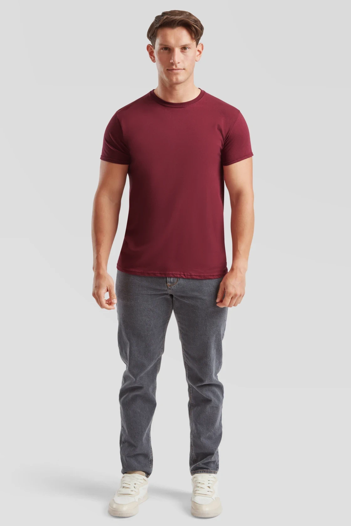 fruit-of-the-loom-61-430-0-iconic-150-t-shirt-burgundy-model-3 F.O.L. Iconic T