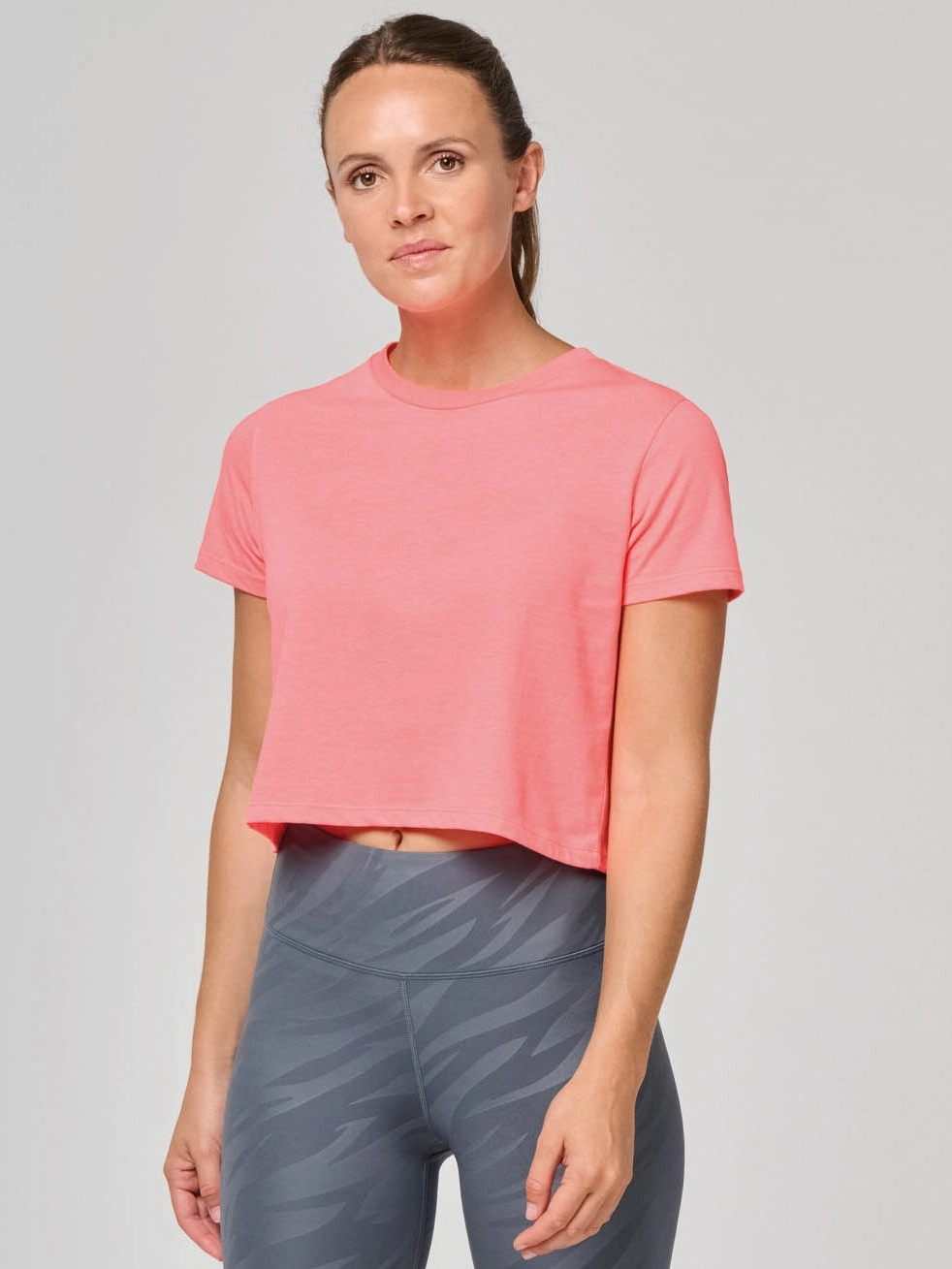 kariban-PA4022-damen-crop-top-coral-model-0 Kariban Damen Crop Top