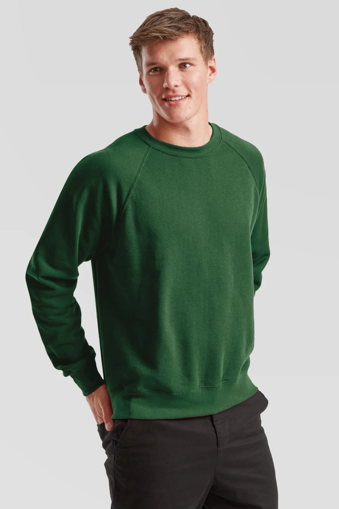 fruit-of-the-loom-62-216-0-classic-raglan-sweatshirt-bottlegreen-model-1 F.O.L. Raglan Sweat