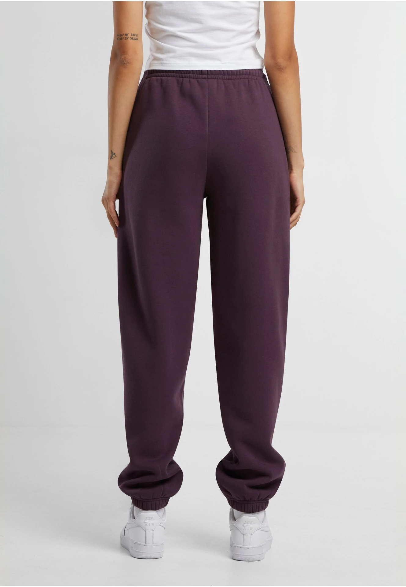 Build Your Brand Ladies Fluffy Sweatpants
