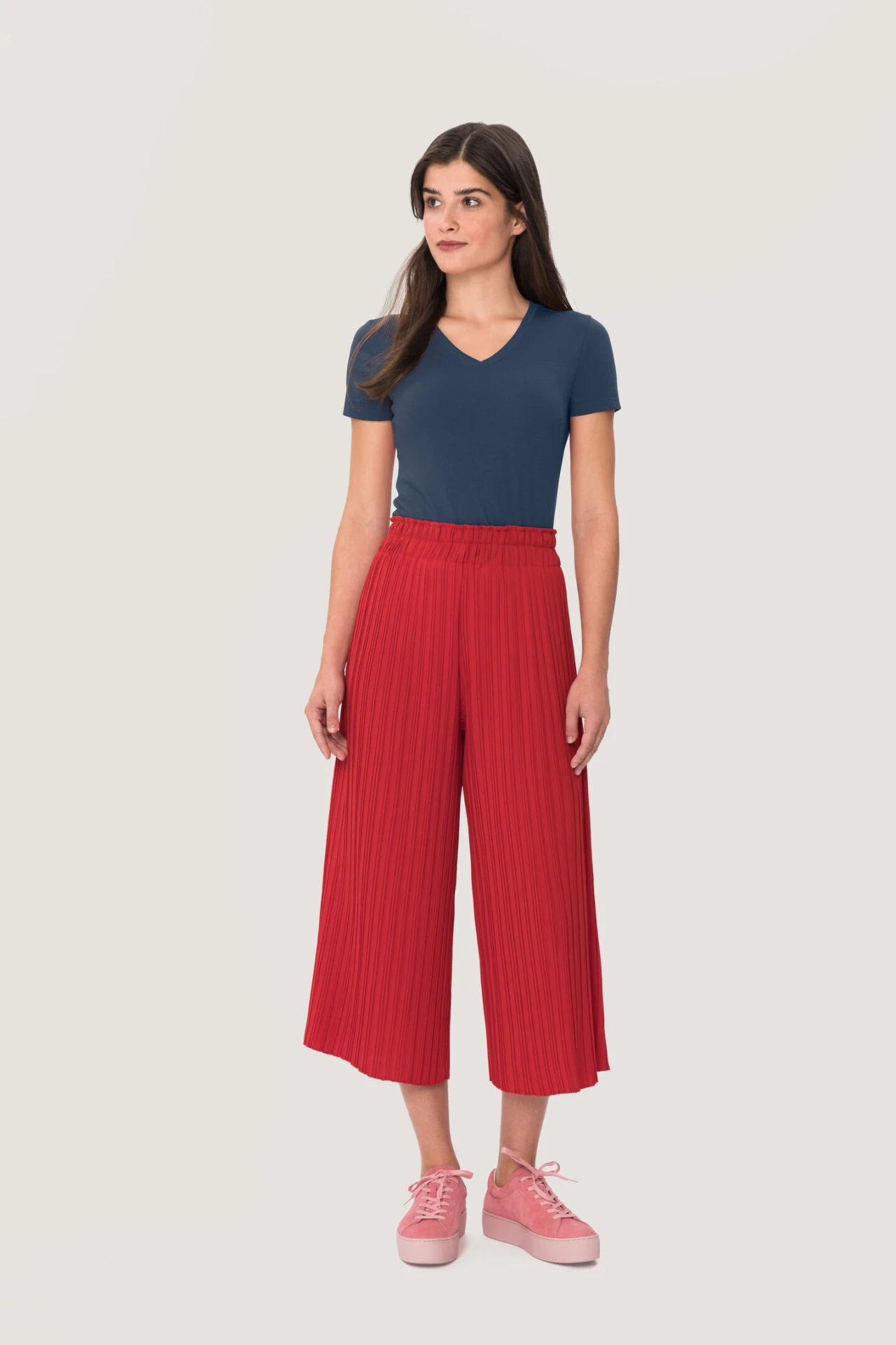 HAKRO Women-V-Shirt 126 Classic
