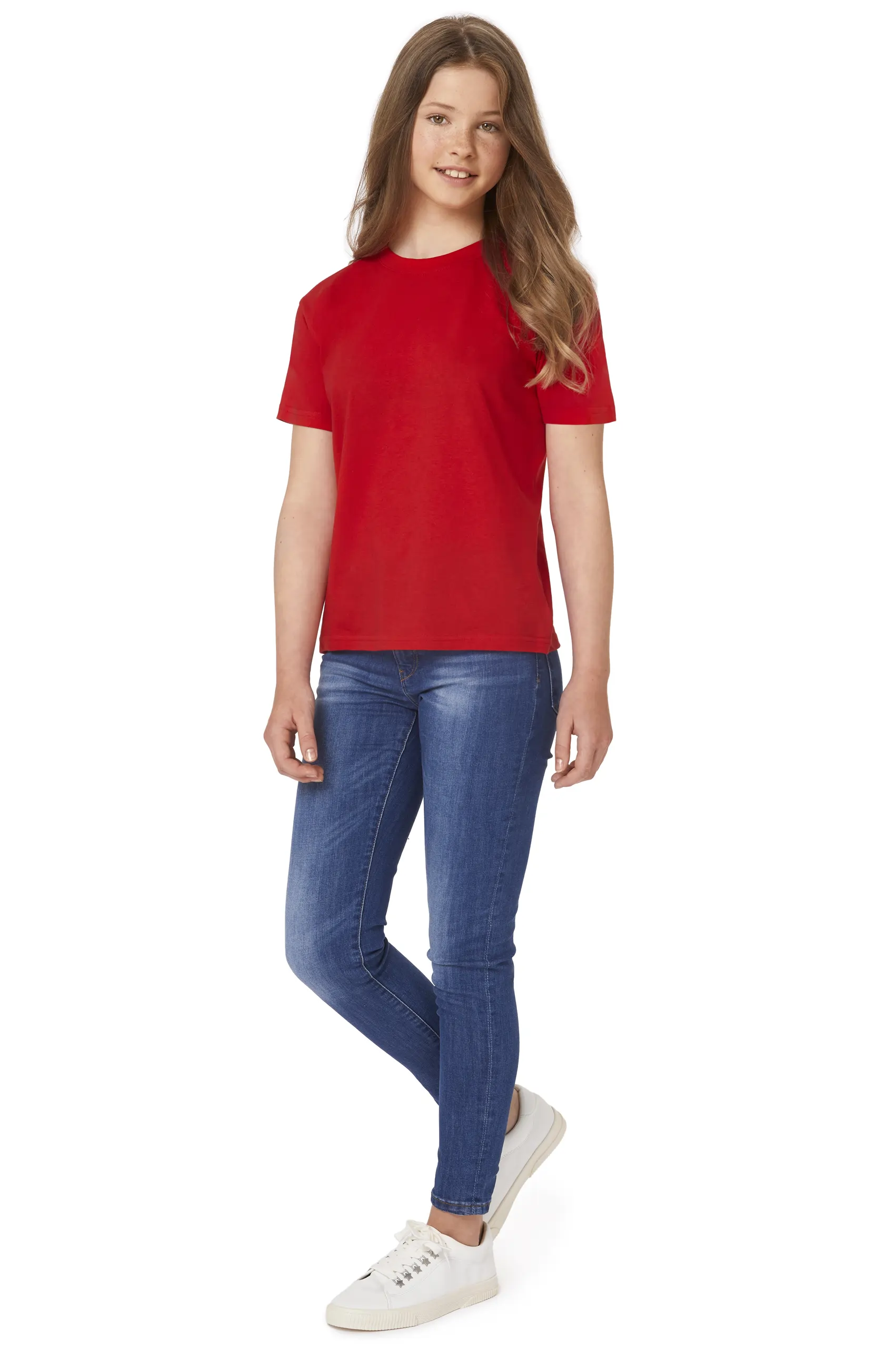 bc-tk300-exact-150-kids-t-shirt-red-model-2 B&C T-Shirt Exact 150 Kids
