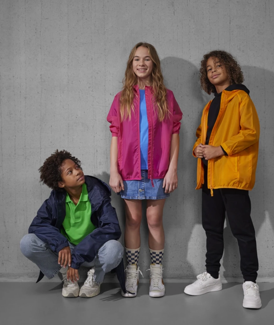 bc-jk001-kids-reset-windbreaker-metaorange-model-3 B&C Kids #Reset Windbreaker