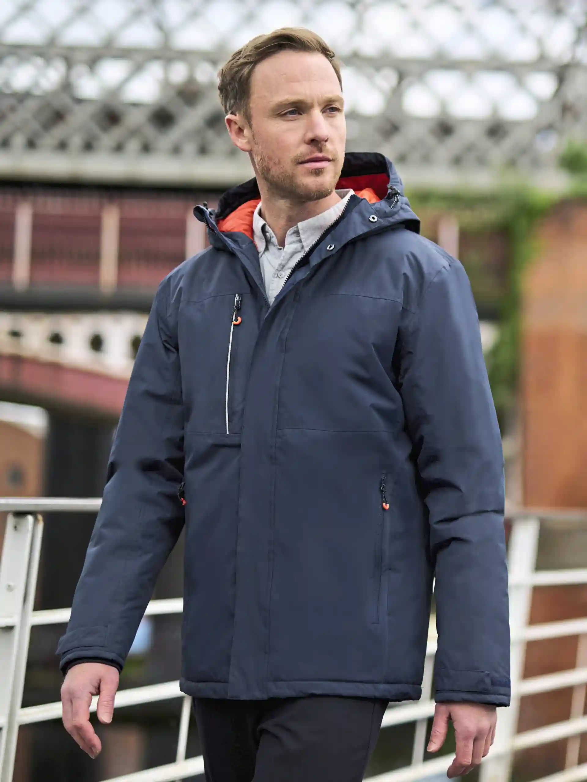 regatta-tra210-thermogen-powercell-5000-heated-jacket-navy-magma-orange-model-1 Regatta Thermogen Powercell 5000 Heated Jacket