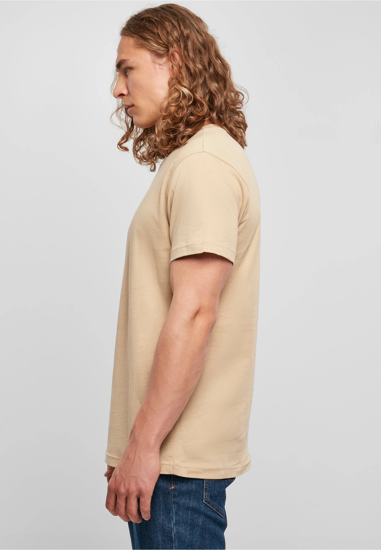 BYB-BB010-basic-round-neck-t-shirt-beige-model-1 Build Your Brand Basic Round Neck T-Shirt