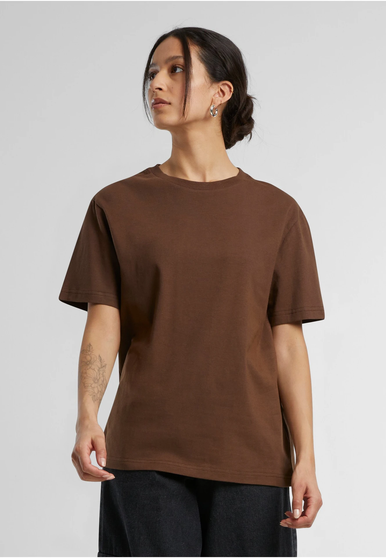 Build Your Brand Ladies Everyday Tee