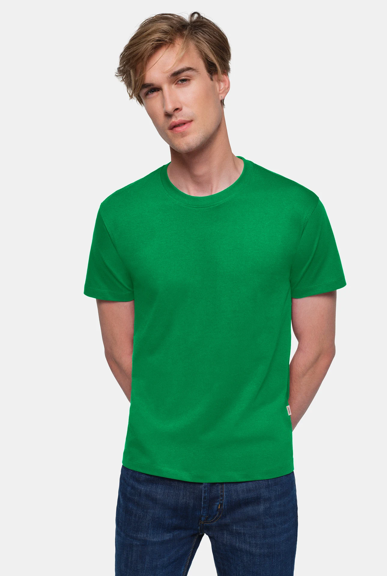 hakro-292-t-shirt-classic-kellygruen-model-0 HAKRO T-Shirt 292 Classic