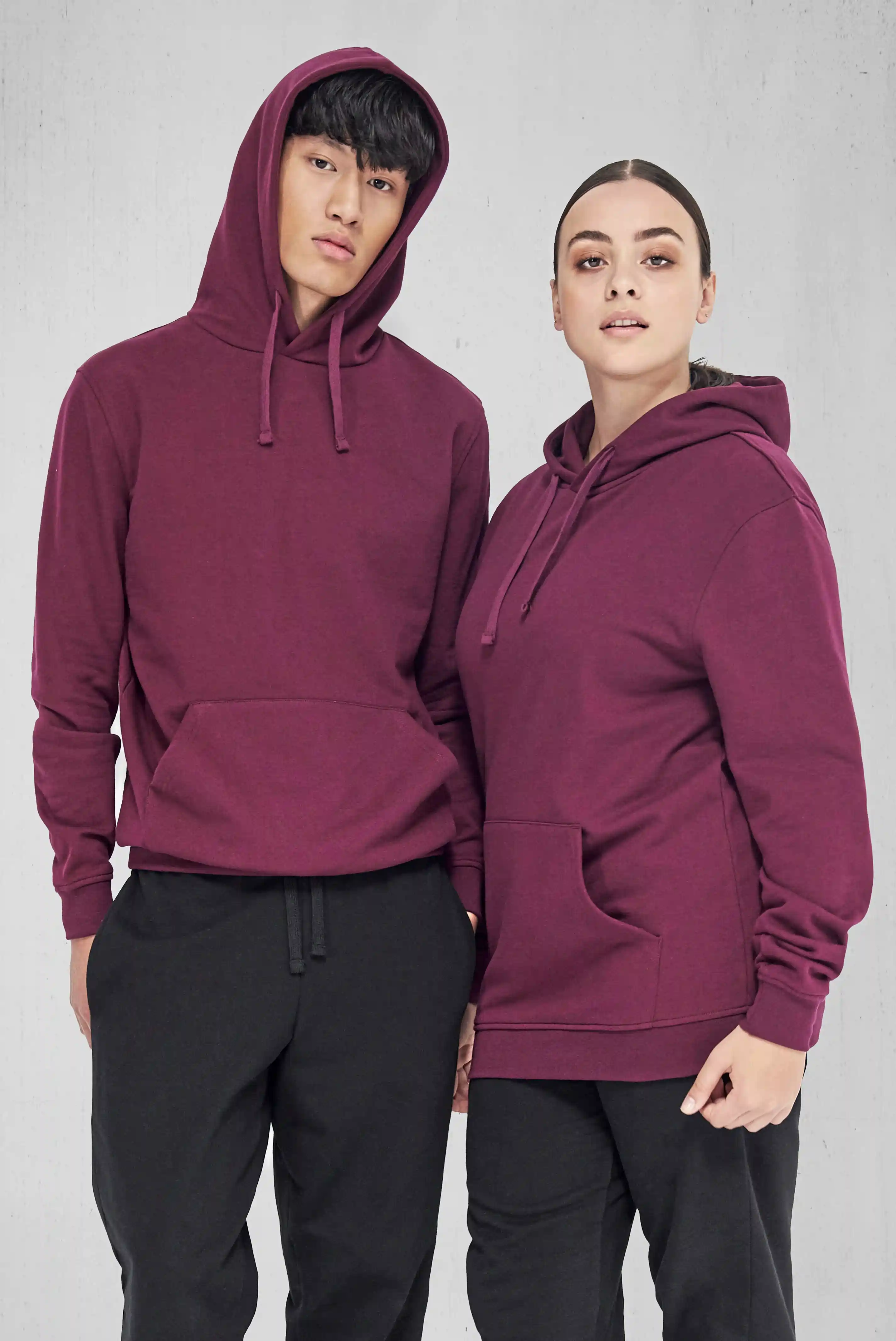 bc-wg008-id.223-hoodie-burgundy-model-1 B&C ID.223 Hoodie