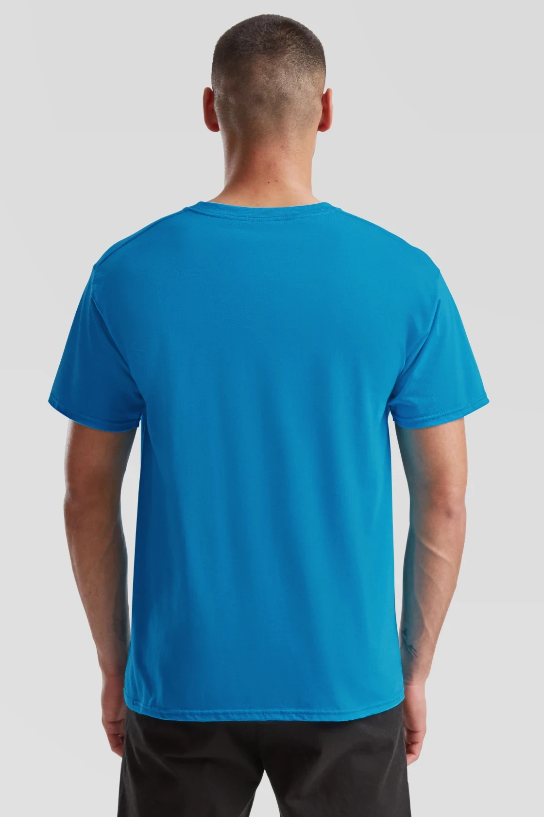fruit-of-the-loom-61-422-0-iconic-195-t-shirt-azureblue-model-2 F.O.L. Iconic 195 T