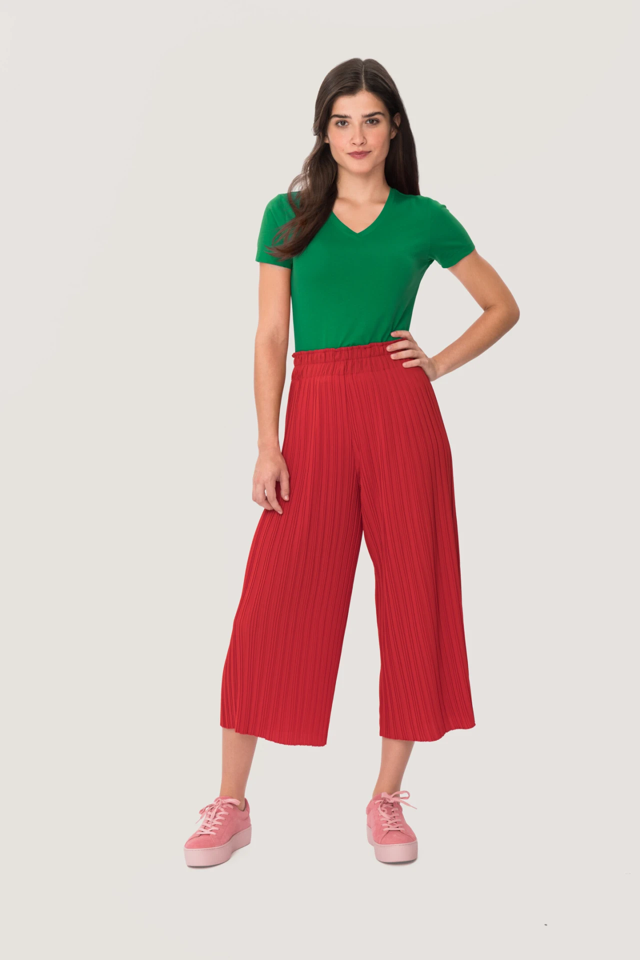 HAKRO Women-V-Shirt 126 Classic