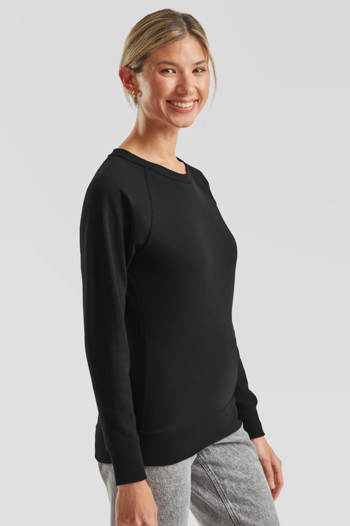 fruit-of-the-loom-62-146-0-ladies-lightweight-raglan-sweatshirt-black-model-1 F.O.L. Lady-Fit LW Raglan Sweat