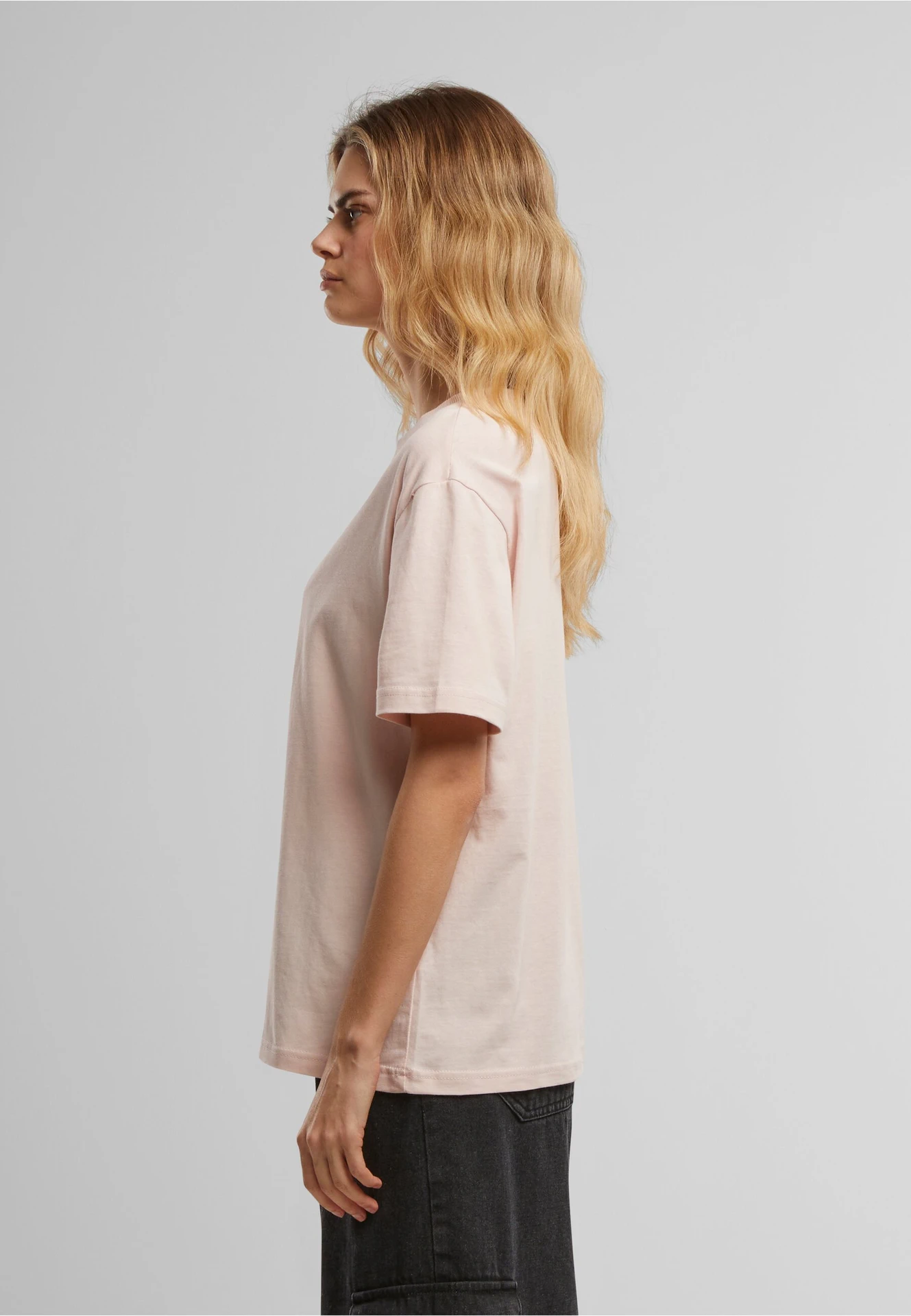 Build Your Brand Ladies Everyday Tee