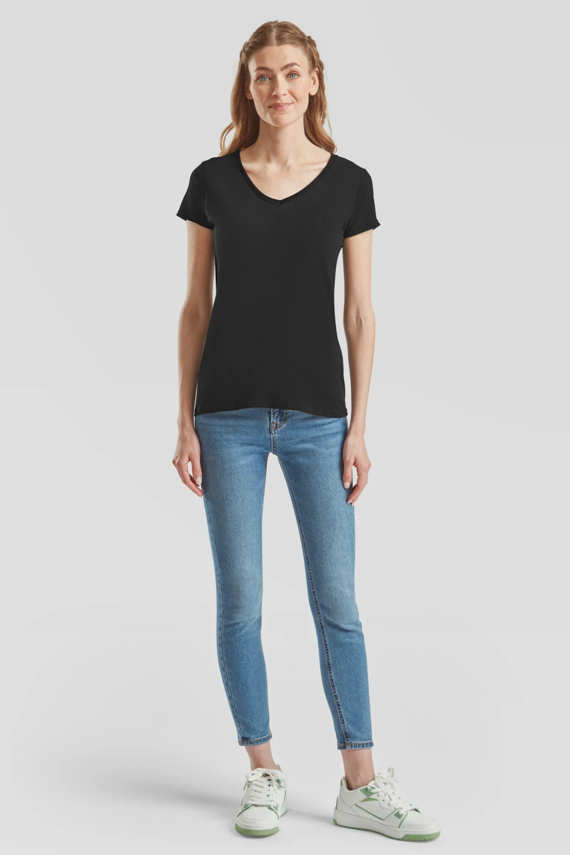 fruit-of-the-loom-61-444-0-ladies-iconic-150-v-neck-t-shirt-black-model-3 F.O.L. Ladies Iconic 150 V Neck T
