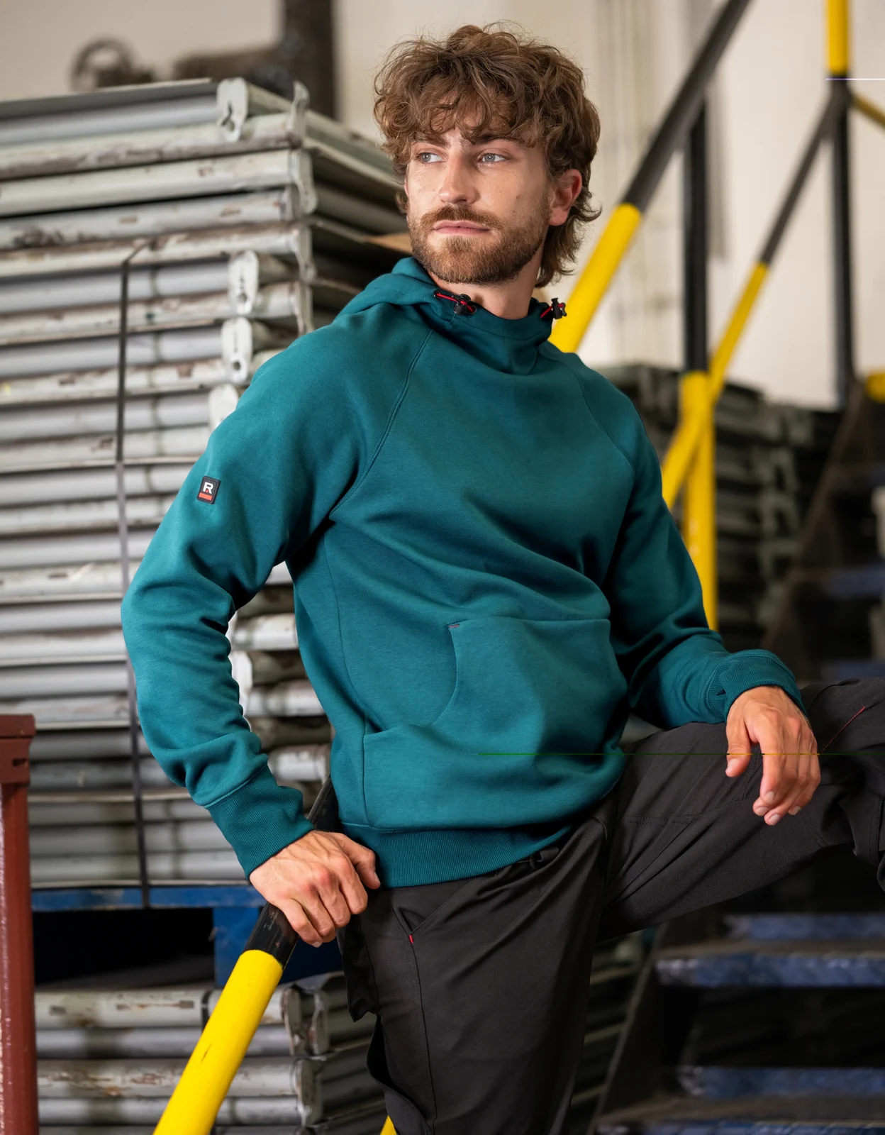 rimeck-w43-sweatshirt-vertex-hoodie-petrolblau-model-0 RIMECK Sweatshirt Vertex Hoodie W43