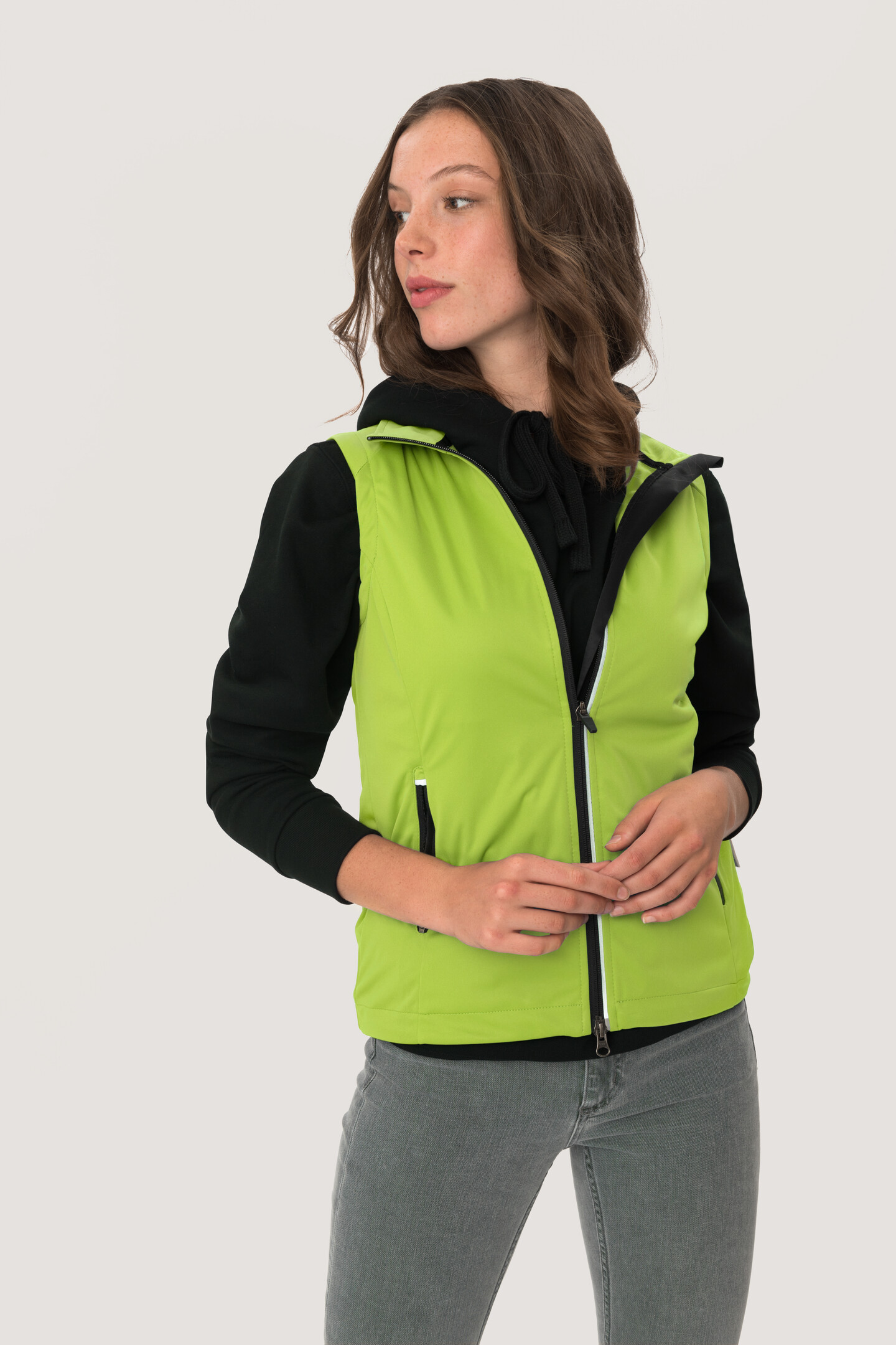 HAKRO Women-Light-Softshell-Weste 254 Sarina