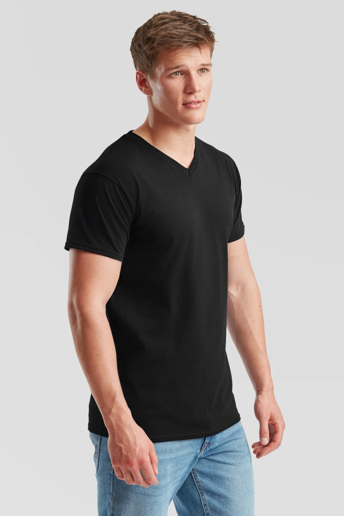 fruit-of-the-loom-61-066-0-valueweight-v-neck-t-shirt-black-model-1 F.O.L. Valueweight V-Neck T