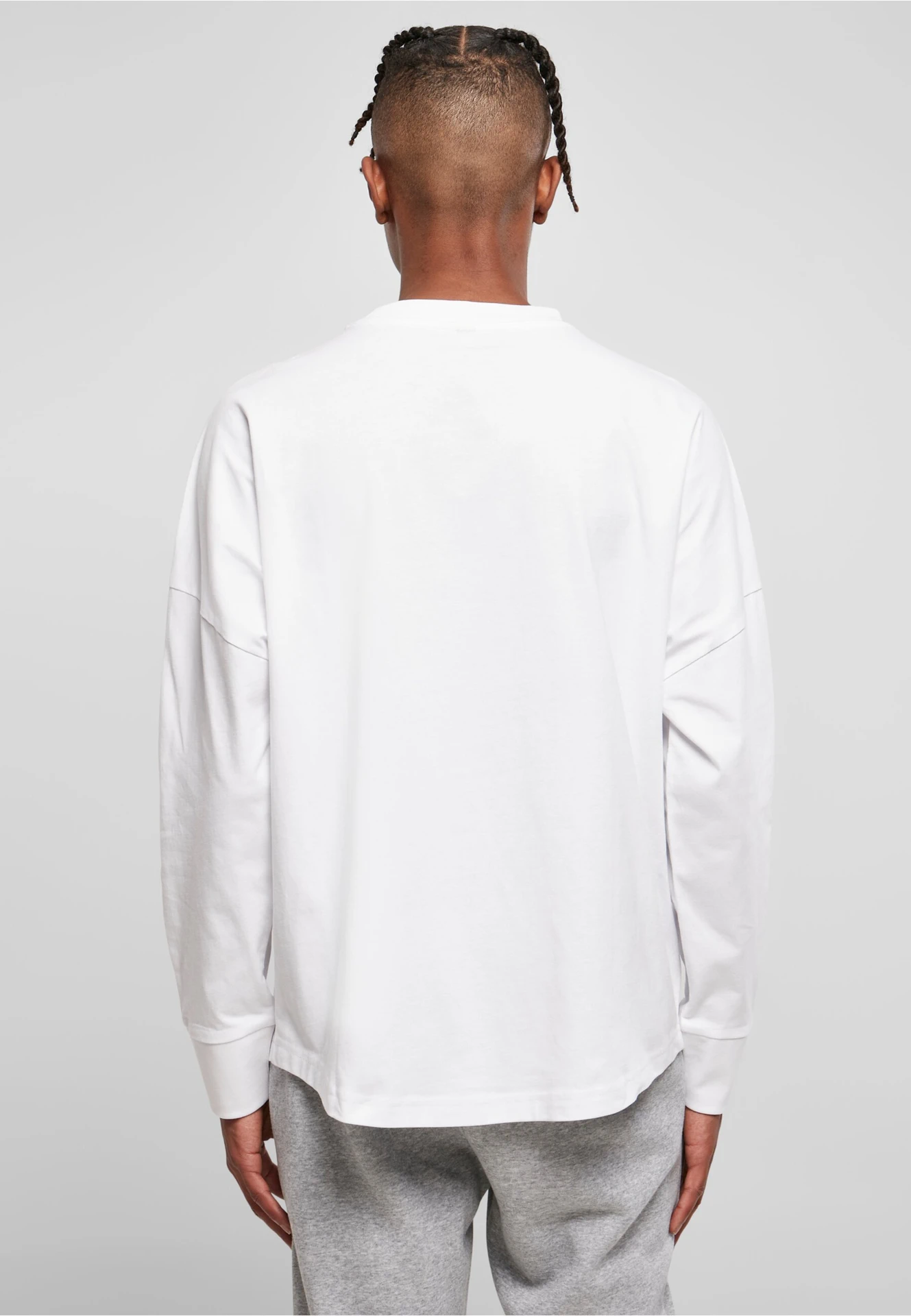 BYB-BY198-oversized-cut-on-sleeve-longsleeve-white-model-2 Build Your Brand Oversized Cut On Sleeve Longsleeve