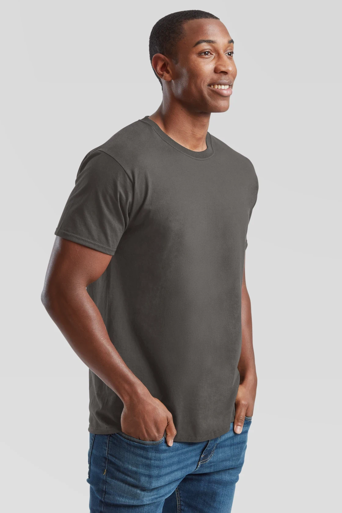 fruit-of-the-loom-61-036-0-valueweight-t-shirt-lightgraphite-model-1 F.O.L. Valueweight T