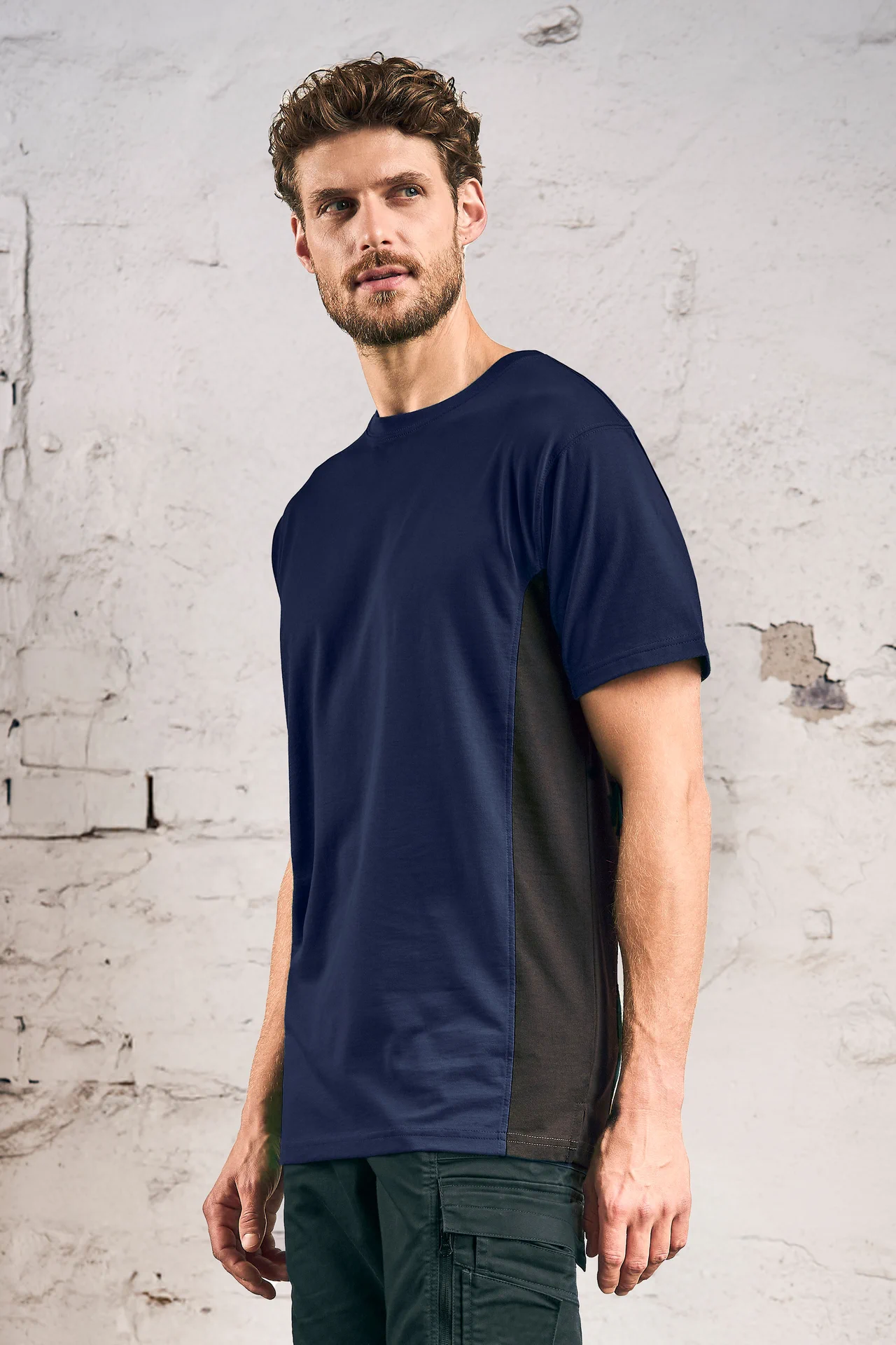 promodoro-3590-unisex-contrast-t-shirt-navy-charcoal-model-0 Promodoro Unisex Contrast-T