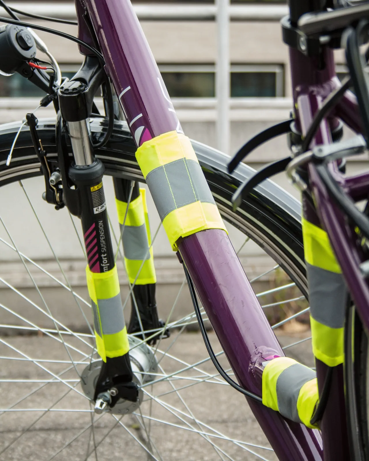 korntex-kxkind-hi-vis-elements-with-velcro-rollflektor-signalyellow-front-0 Korntex Velcro Rollflektor® Set