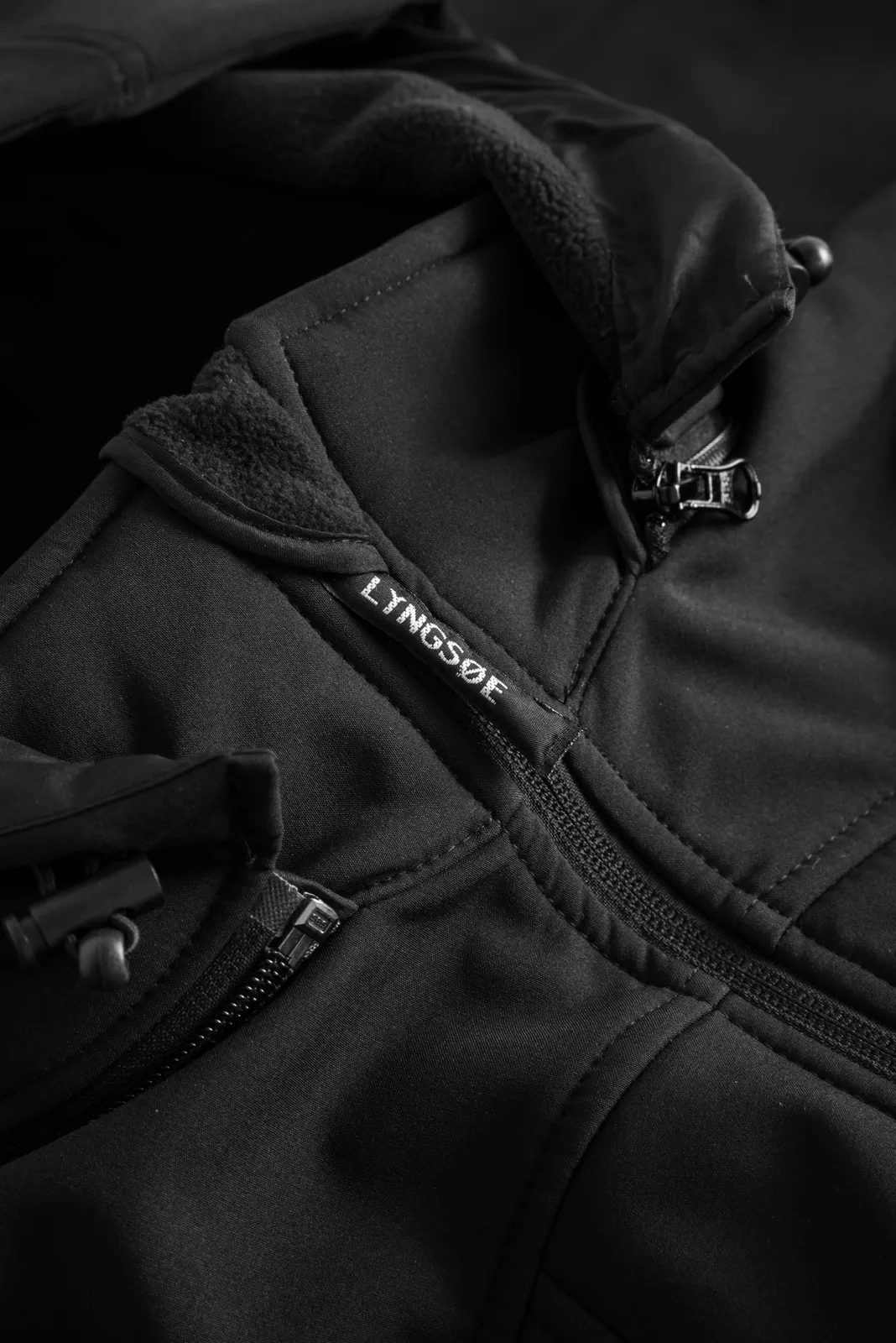 lyngsoe-fox200-softshell-jacke-schwarz-detail-6 Lyngsøe FOX200 Softshell Jacke