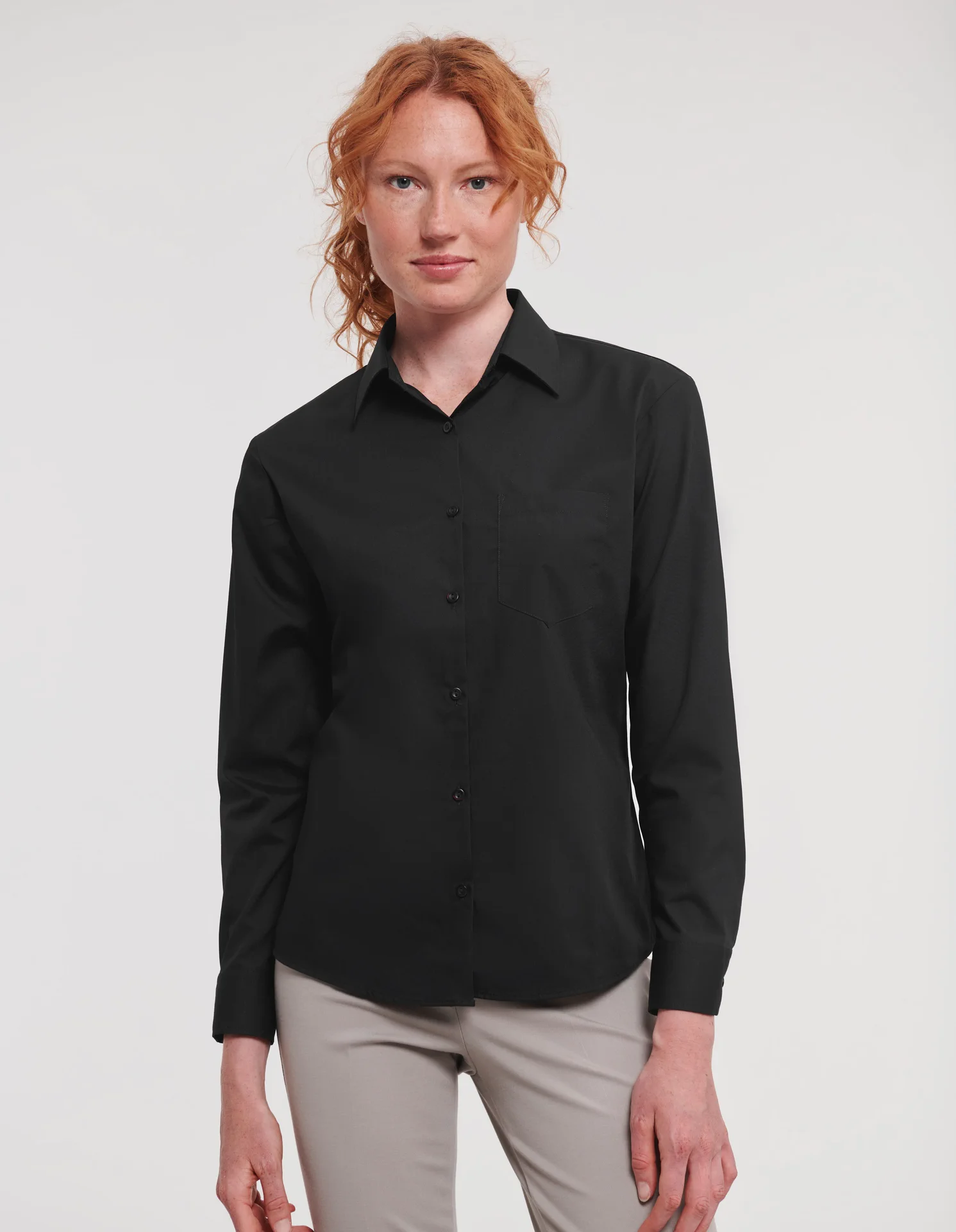 russell-r934f-ladies-ls-poly-cotton-easy-care-poplin-shirt-black-model-1 Russell Ladies Long Sleeve Polycotton Easy Care Poplin Shirt