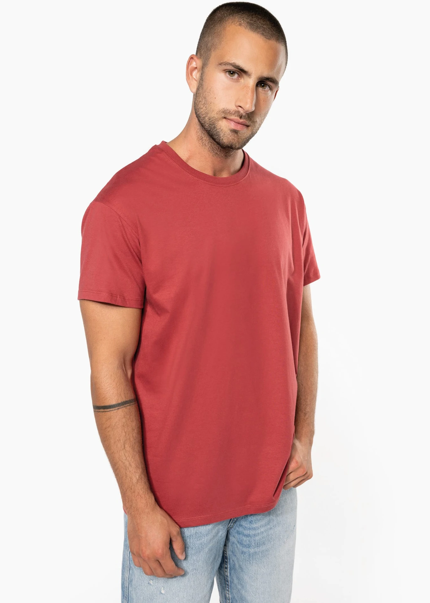kariban-K3032IC-bio-ic-t-shirt-model-terracottared-model-1 Kariban Bio IC T-Shirt