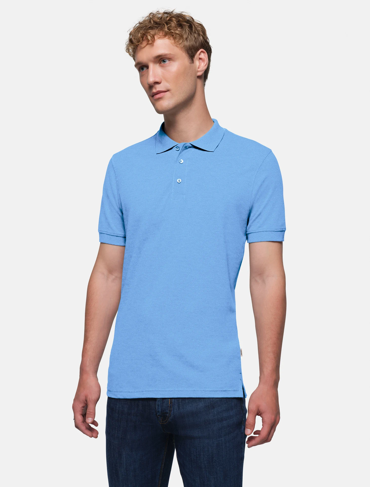 hakro-810-poloshirt-classic-malibublau-model-0 HAKRO Poloshirt 810 Classic