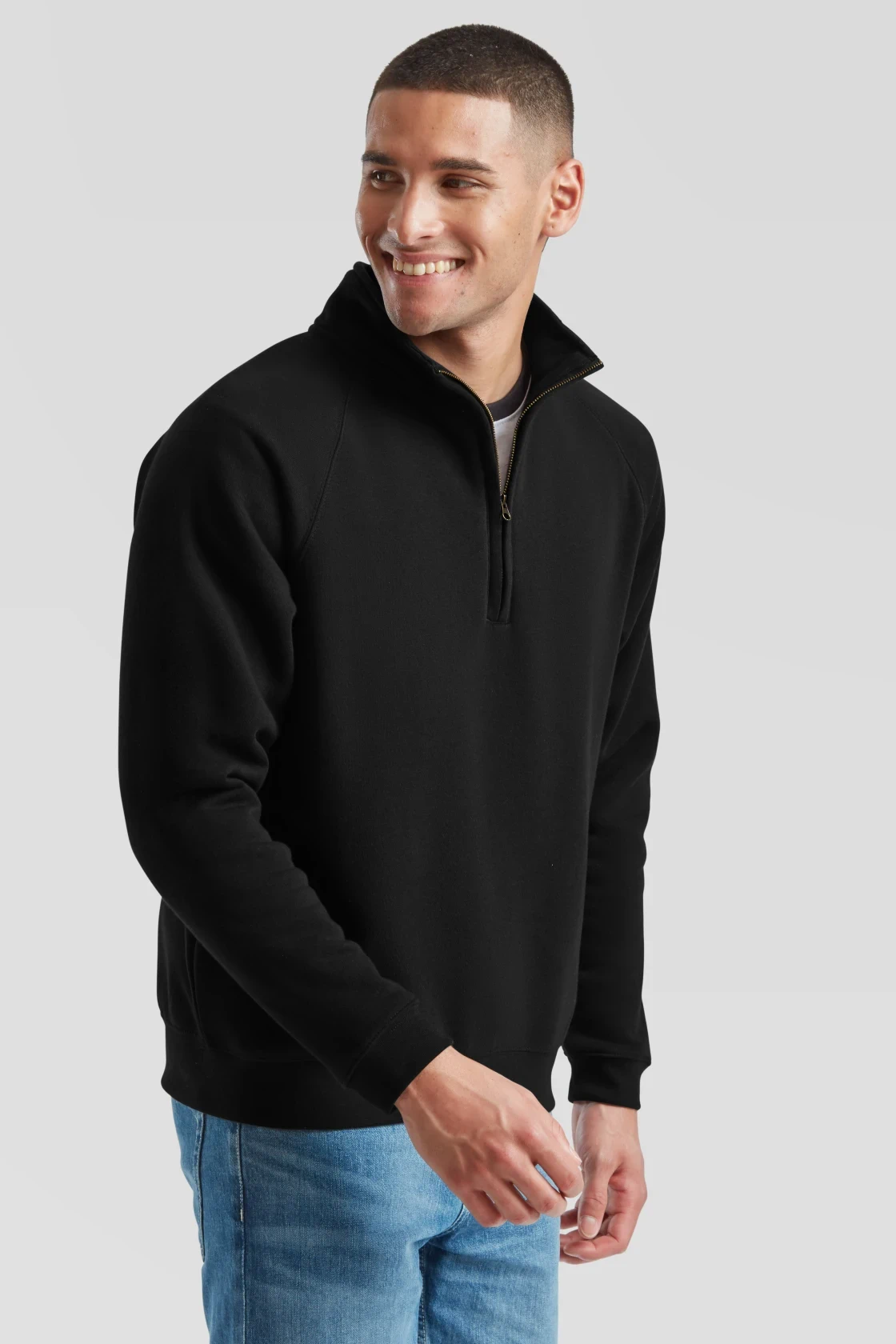 fruit-of-the-loom-62-032-0-premium-zip-neck-sweatshirt-black-model-1 F.O.L. Zip-Neck Sweat mit 1/4 Zip