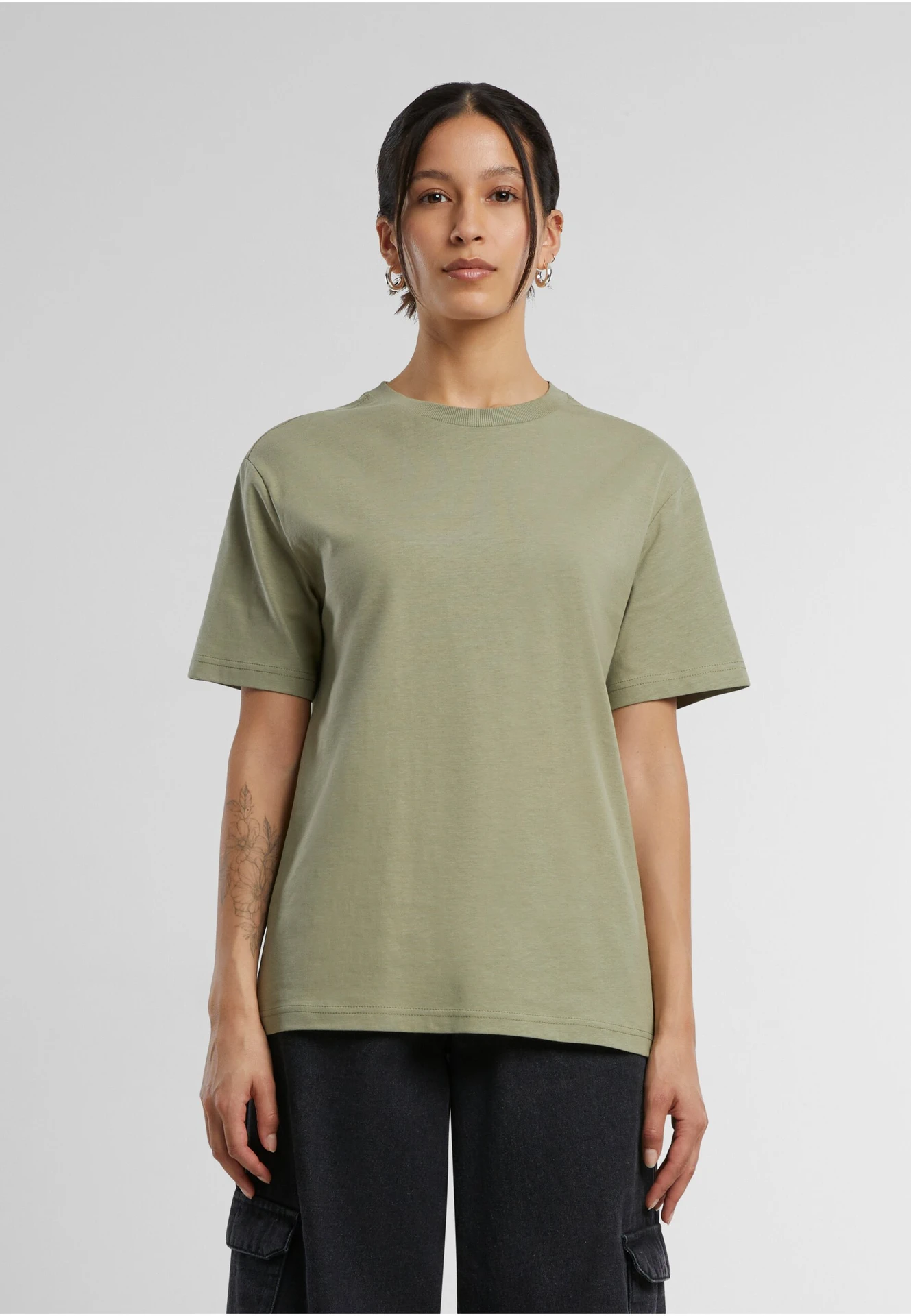Build Your Brand Ladies Everyday Tee