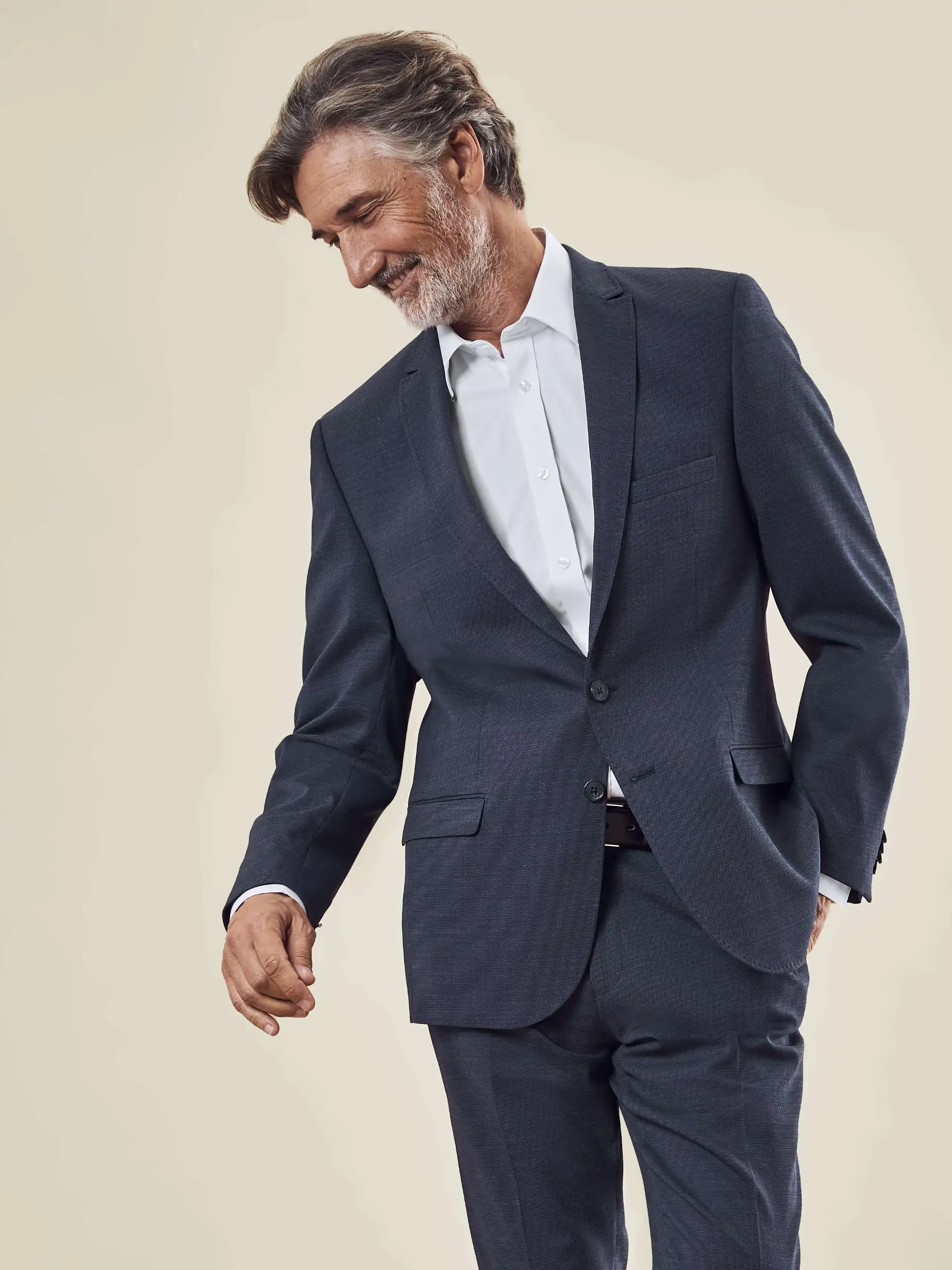 greiff-1127-herren-sakko-sf-375_2810_pinpoint-mittelblau-model-1 GREIFF Herren Sakko MODERN 37.5 Slim Fit