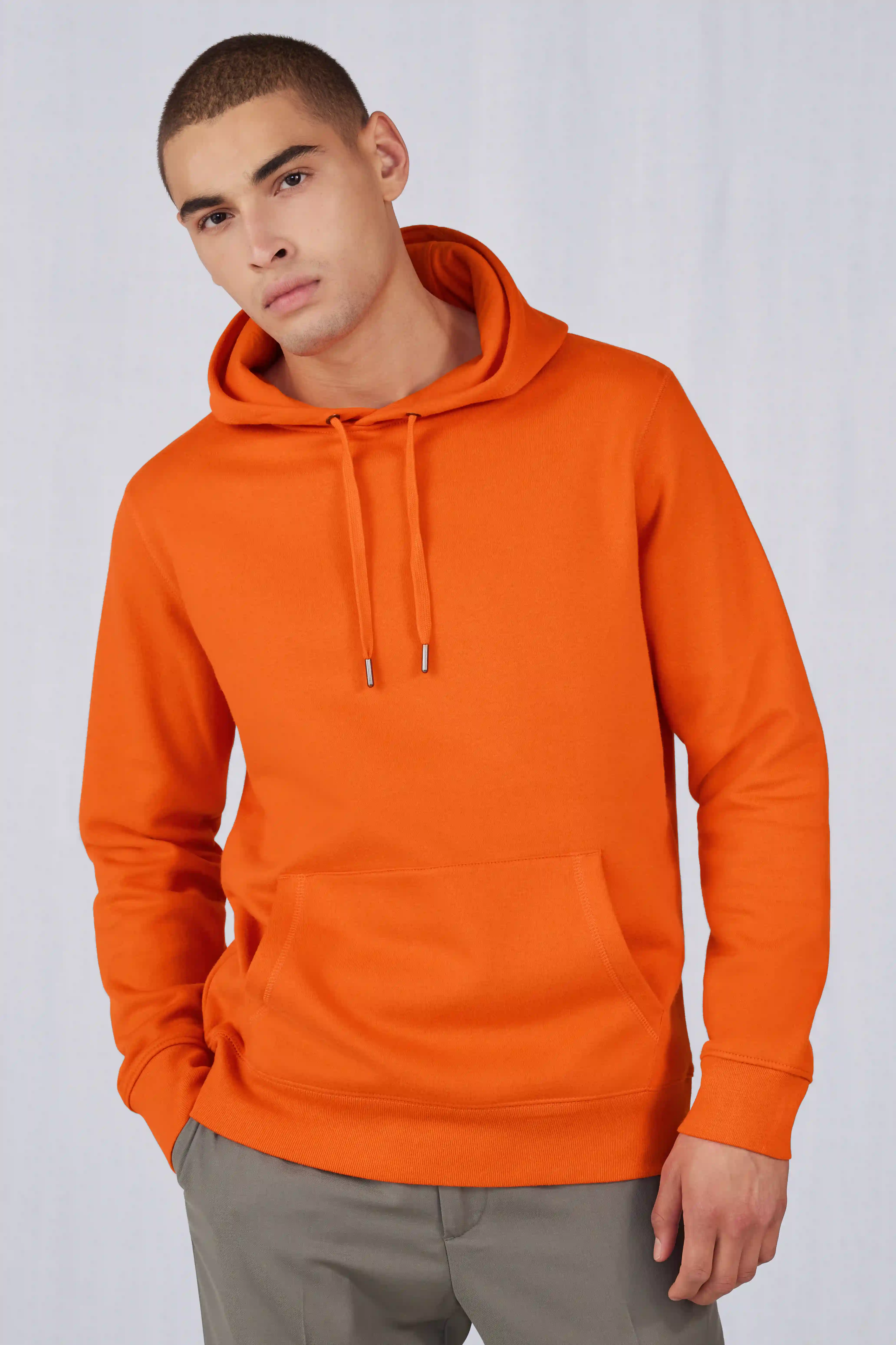 bc-wu02k-king-hooded-sweat-pure-orange-model-1 B&C King Hooded Sweat