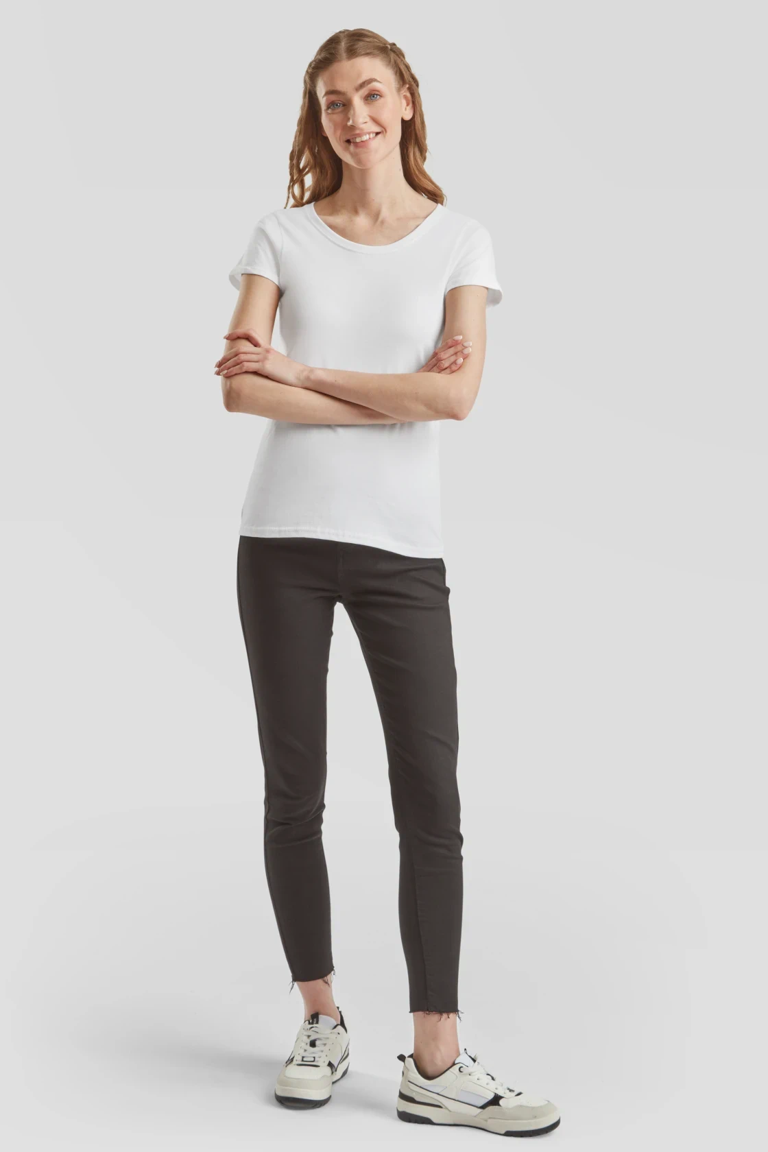 fruit-of-the-loom-61-424-0-ladies-iconic-195-t-shirt-white-model-3 F.O.L. Ringspun Premium T Lady-fit