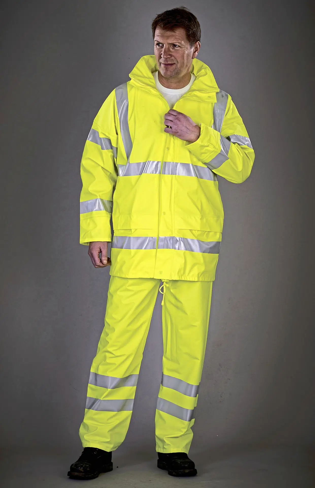 yoko-hvs451-hi-vis-soft-flex-breathable-rain-trousers-hi-vis-yellow-model-3 YOKO Hi-Vis Soft Flex Breathable Rain Trousers