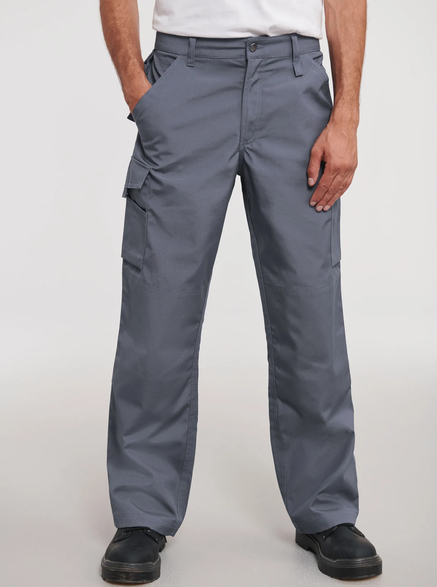 russell-r015m-heavy-duty-trousers-convoygrey-model-1 Russell Heavy Duty Workwear Trousers