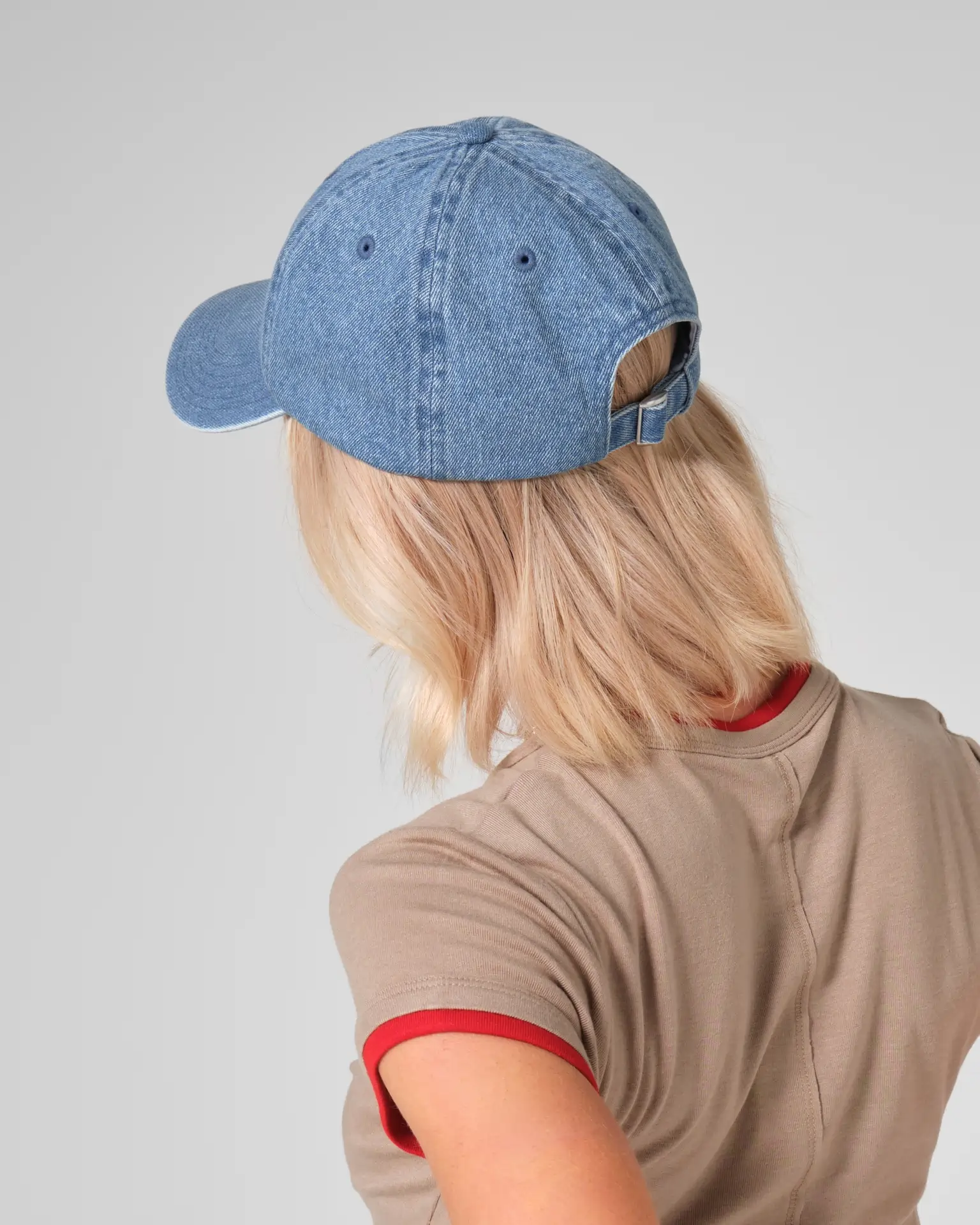 beechfield-B105-denim-cap-model-1 Beechfield Denim Cap