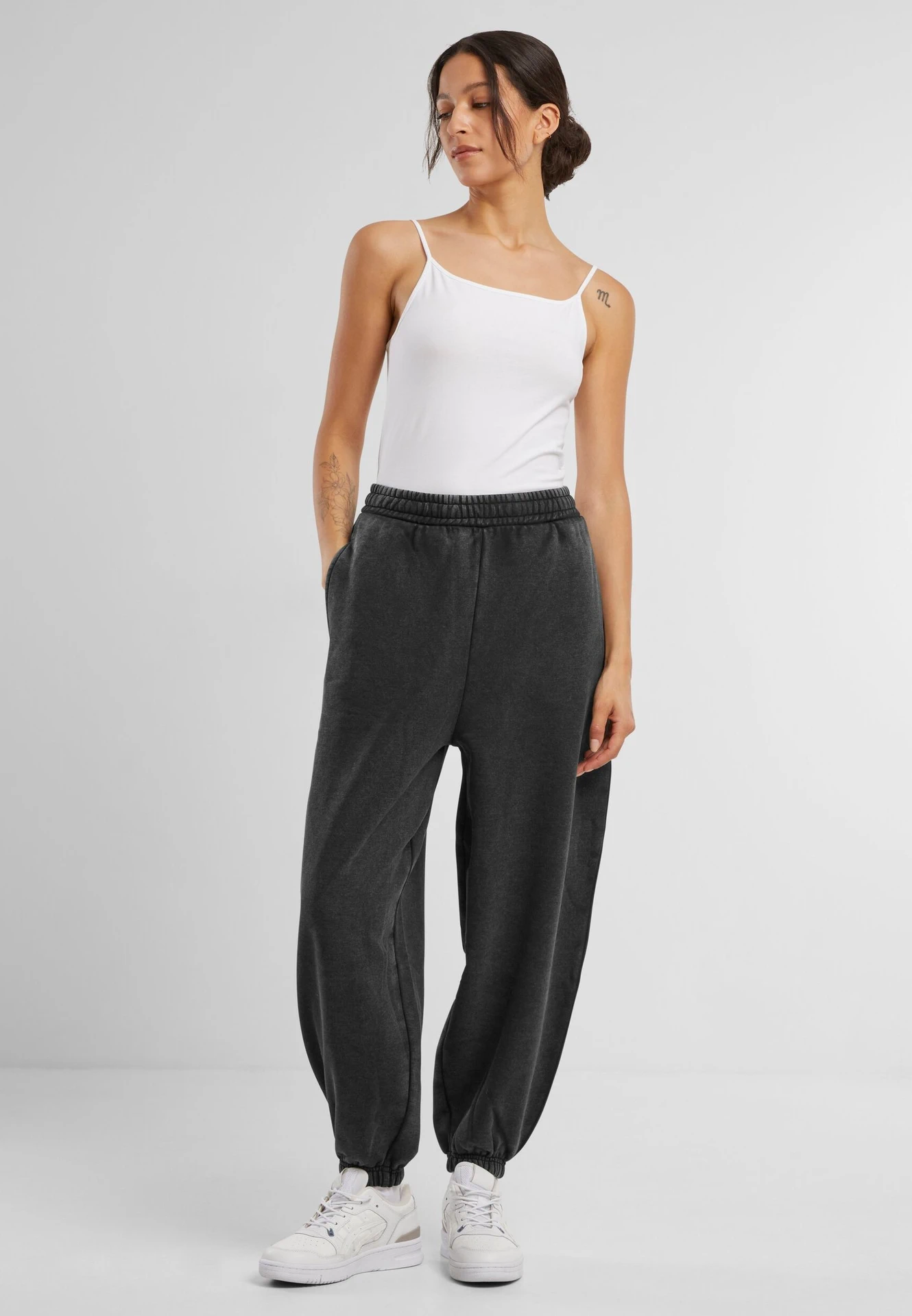 Build Your Brand Ladies Vintage Heavy Sweatpants