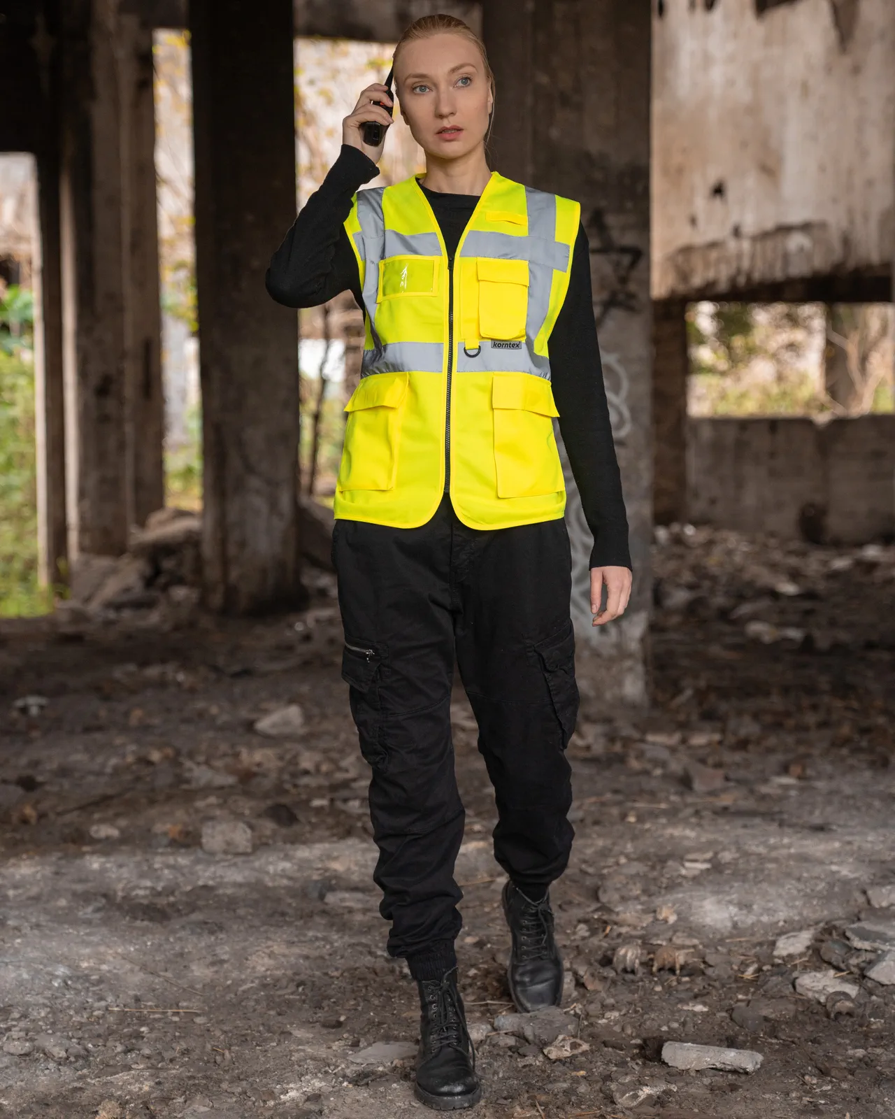 korntex-kxmf-executive-multifunctional-safety-vest-berlin-signalyellow-model-2 Korntex Executive Hi-Viz Safety Vest