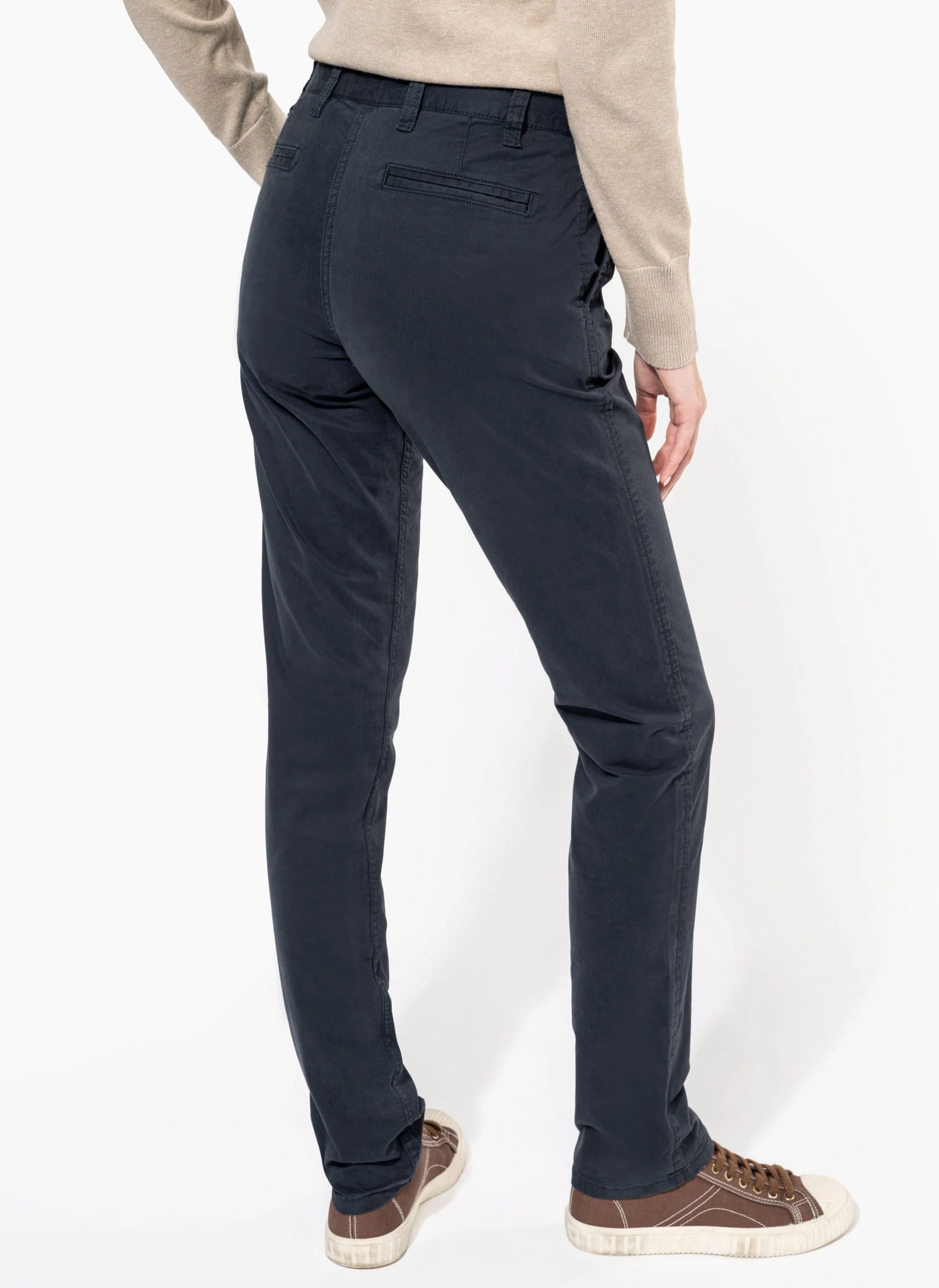kariban-K741-damen-chino-hose-darknavy-model-1 Kariban Damen Chino Hose