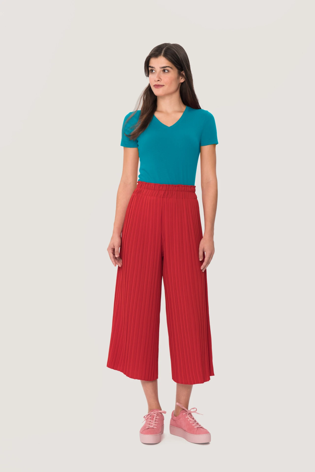 HAKRO Women-V-Shirt 126 Classic