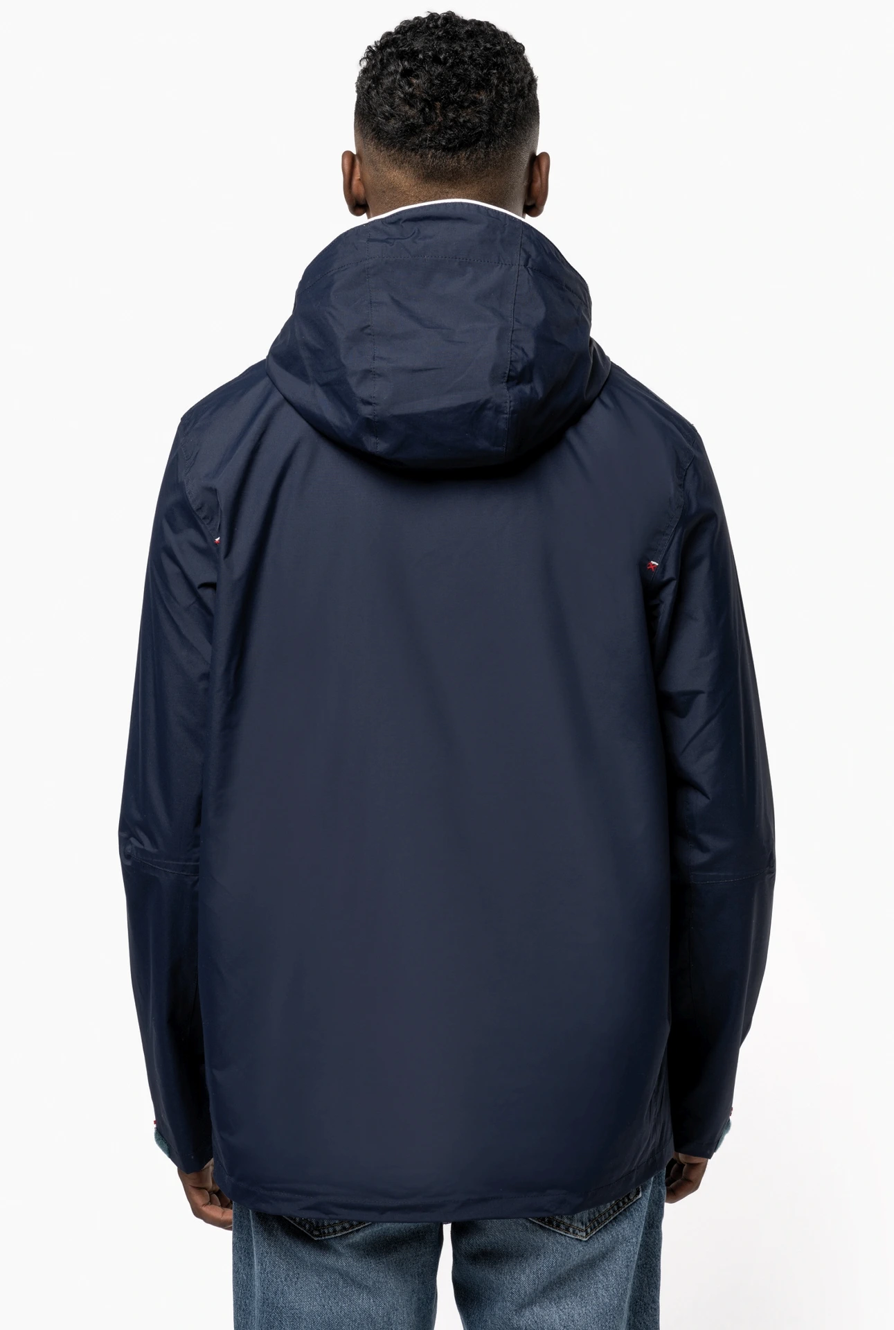 kariban-K6104-wasserdichte-jacke-model-2 Kariban Wasserdichte Herren Jacke